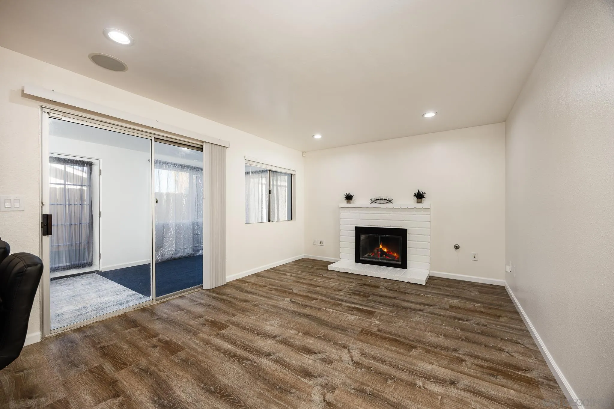 https://cdn.realtyfeed.com/cdn/127/250037962/8c5bdb6ed8881661756cc0bc168b5b29.webp