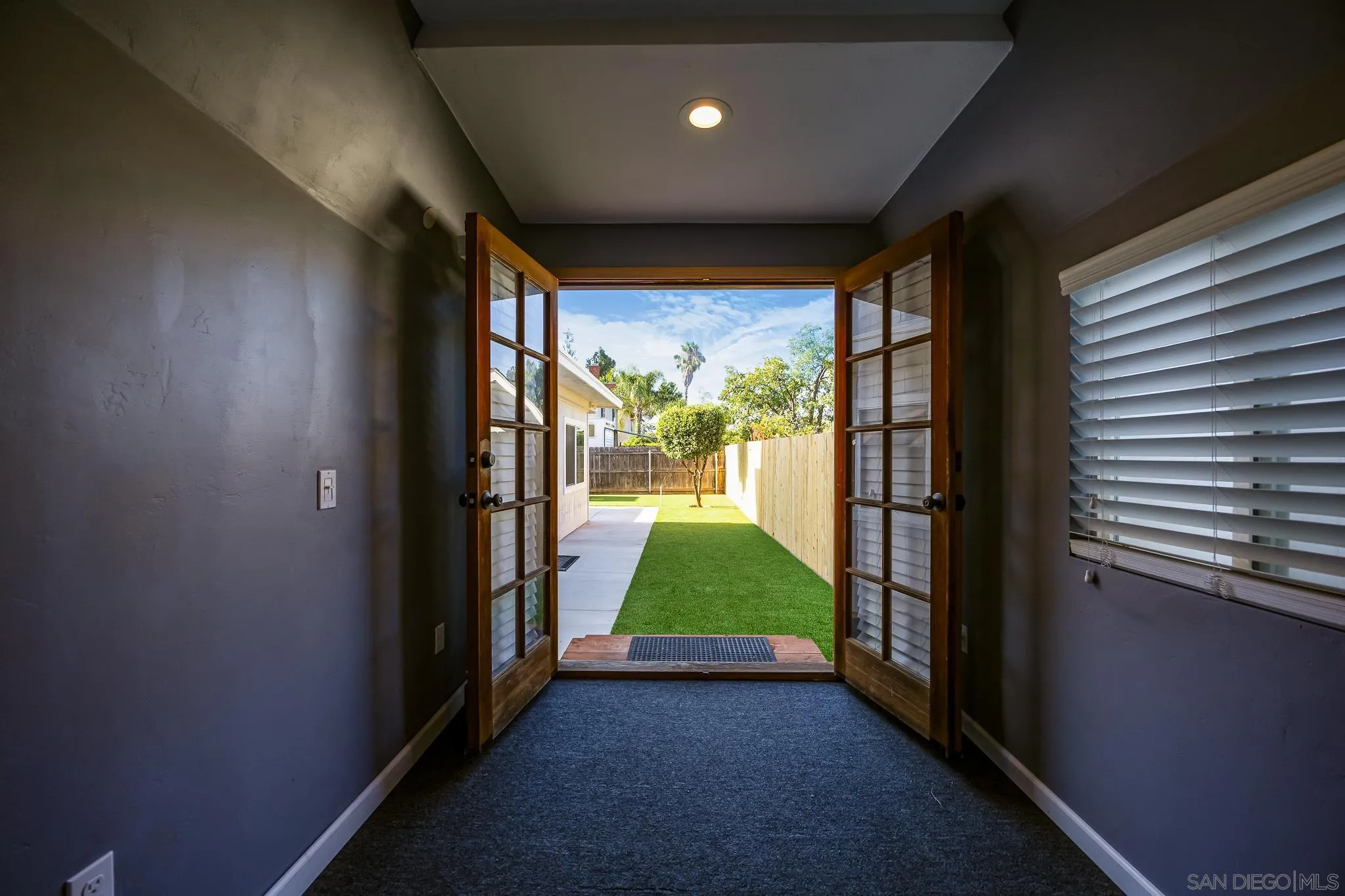 https://cdn.realtyfeed.com/cdn/127/250037962/9945dd4bebed735fffbce3ddd3fd92d0.webp