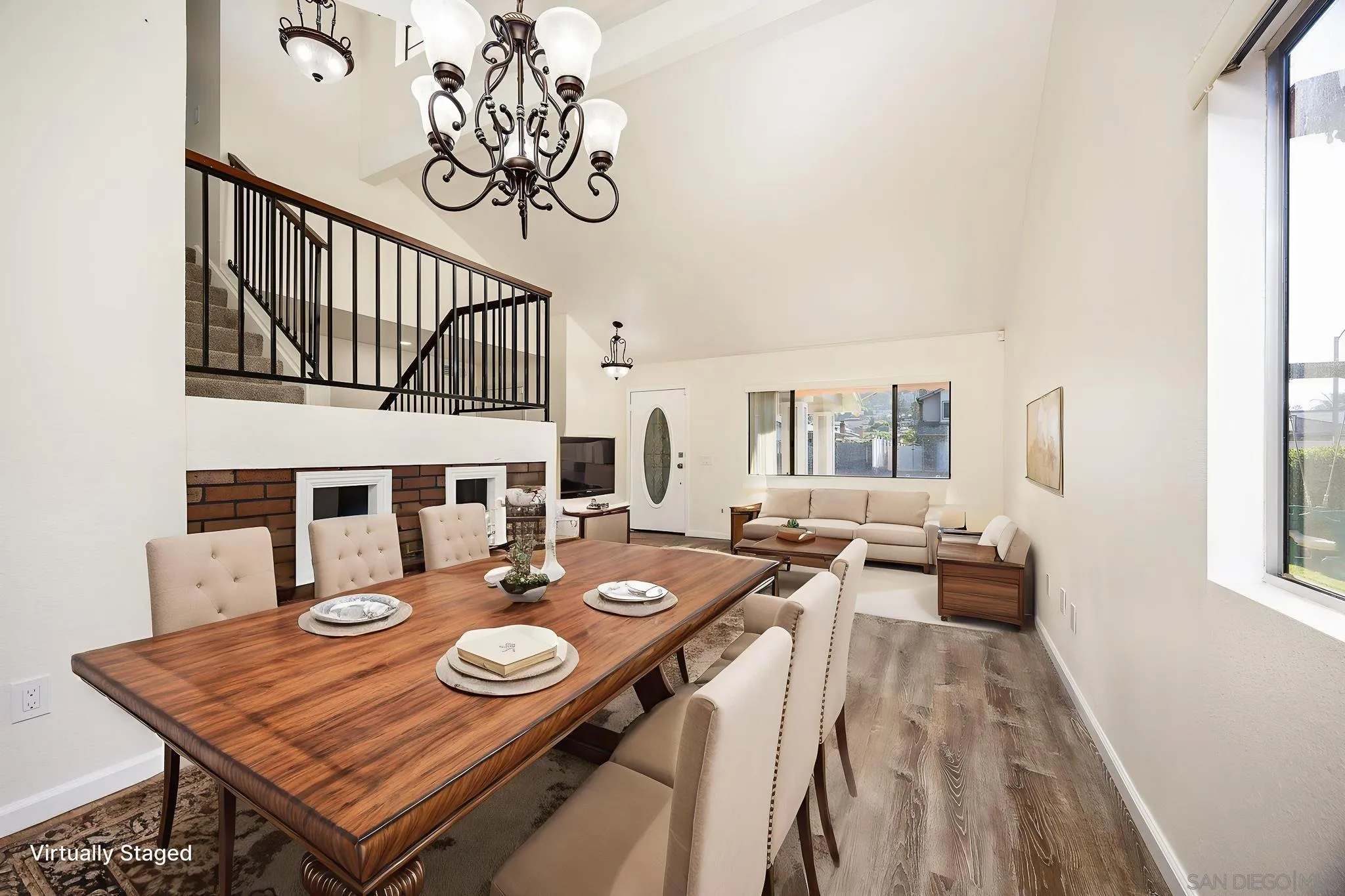 https://cdn.realtyfeed.com/cdn/127/250037962/d764ed2dfa3ef2a0afff788c667ea42f.webp