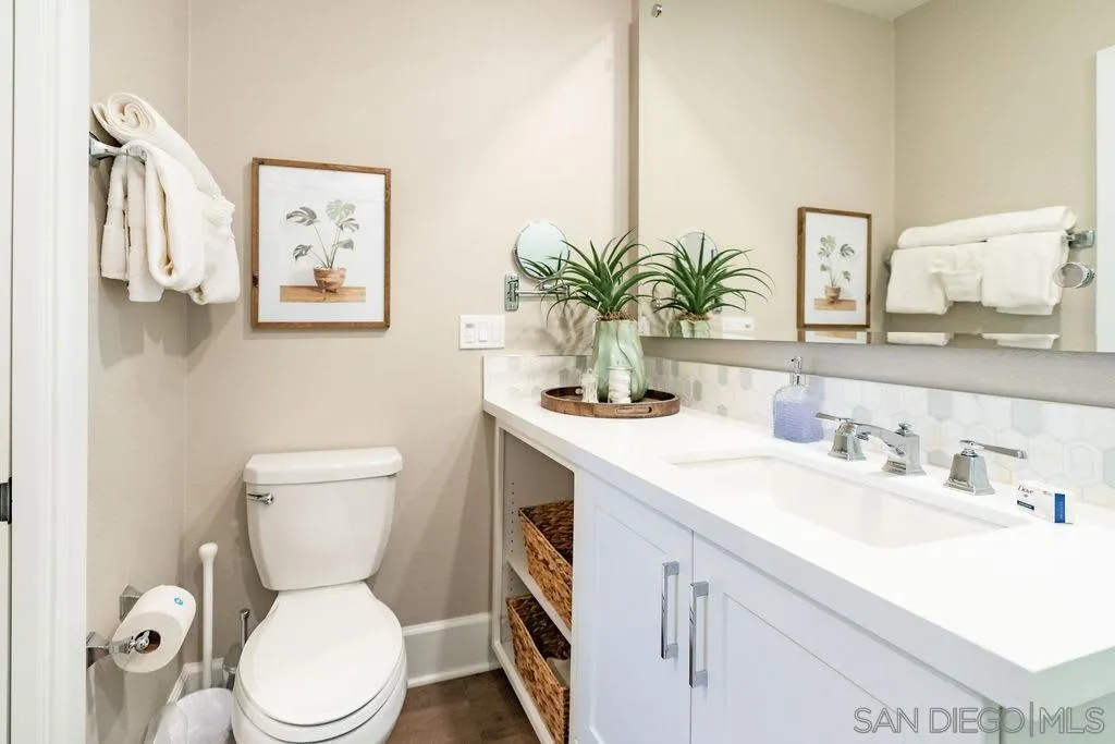 824 Jersey Ct, San Diego, CA, 92109