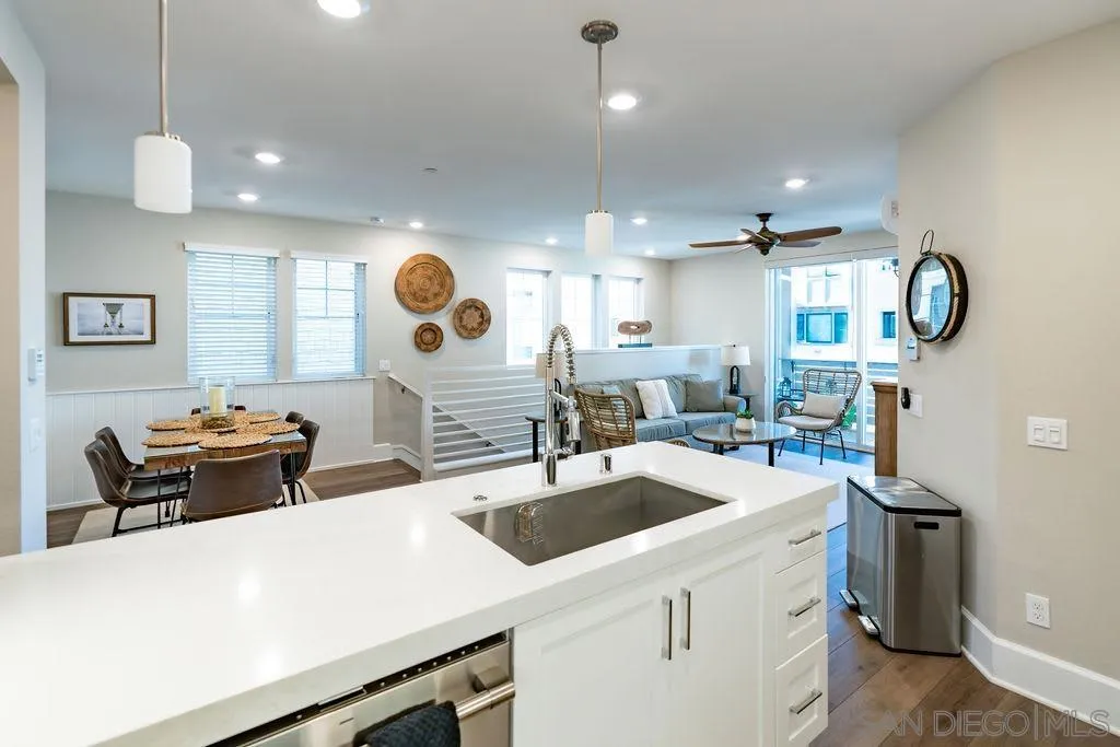824 Jersey Ct, San Diego, CA, 92109