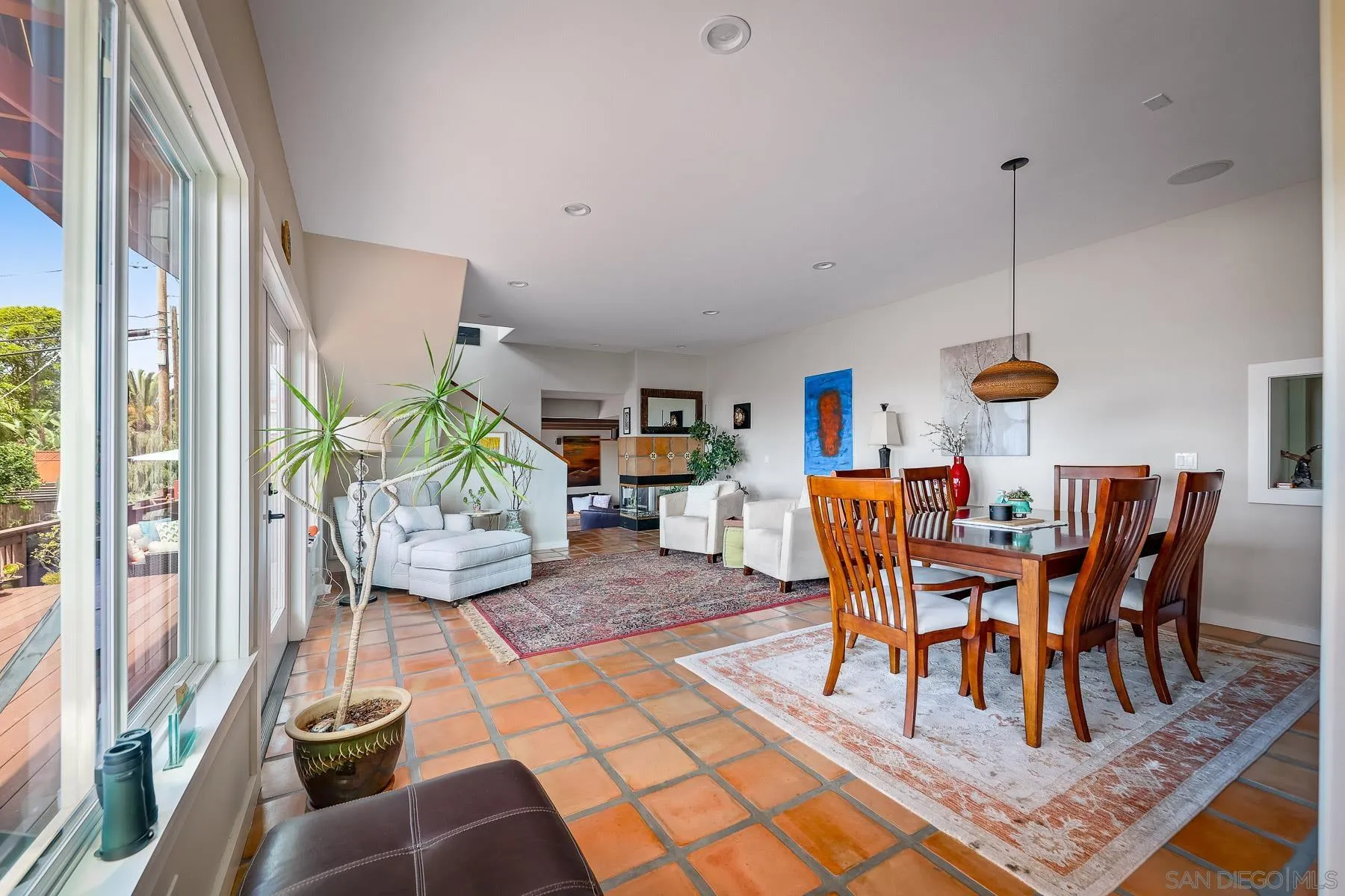 https://cdn.realtyfeed.com/cdn/127/250037975/9517e269876f90b3dc8e0e21499d5120.webp