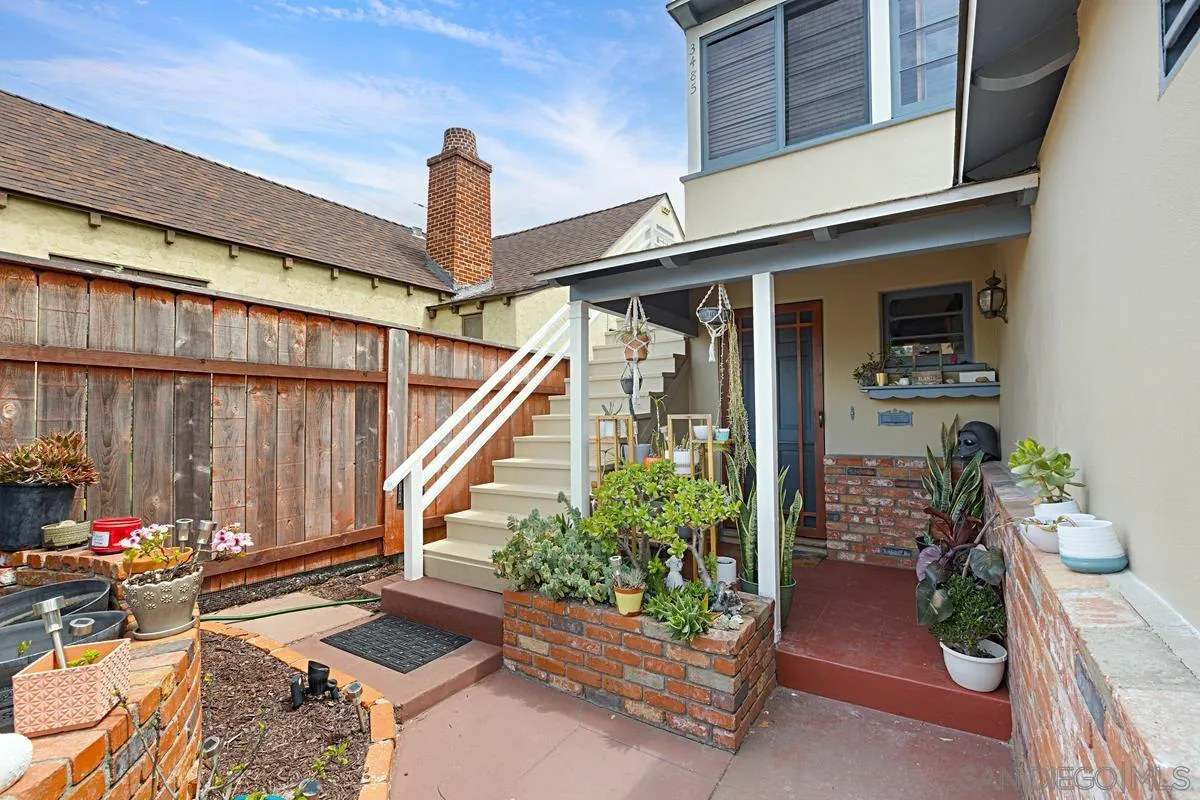 https://cdn.realtyfeed.com/cdn/127/250037980/565efa237c1a50d164477e55a8d9b6aa.webp