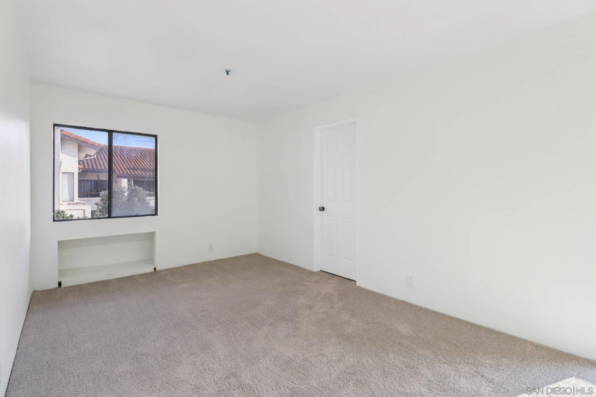 Photo #26: 250037983 Listing: Photo #26