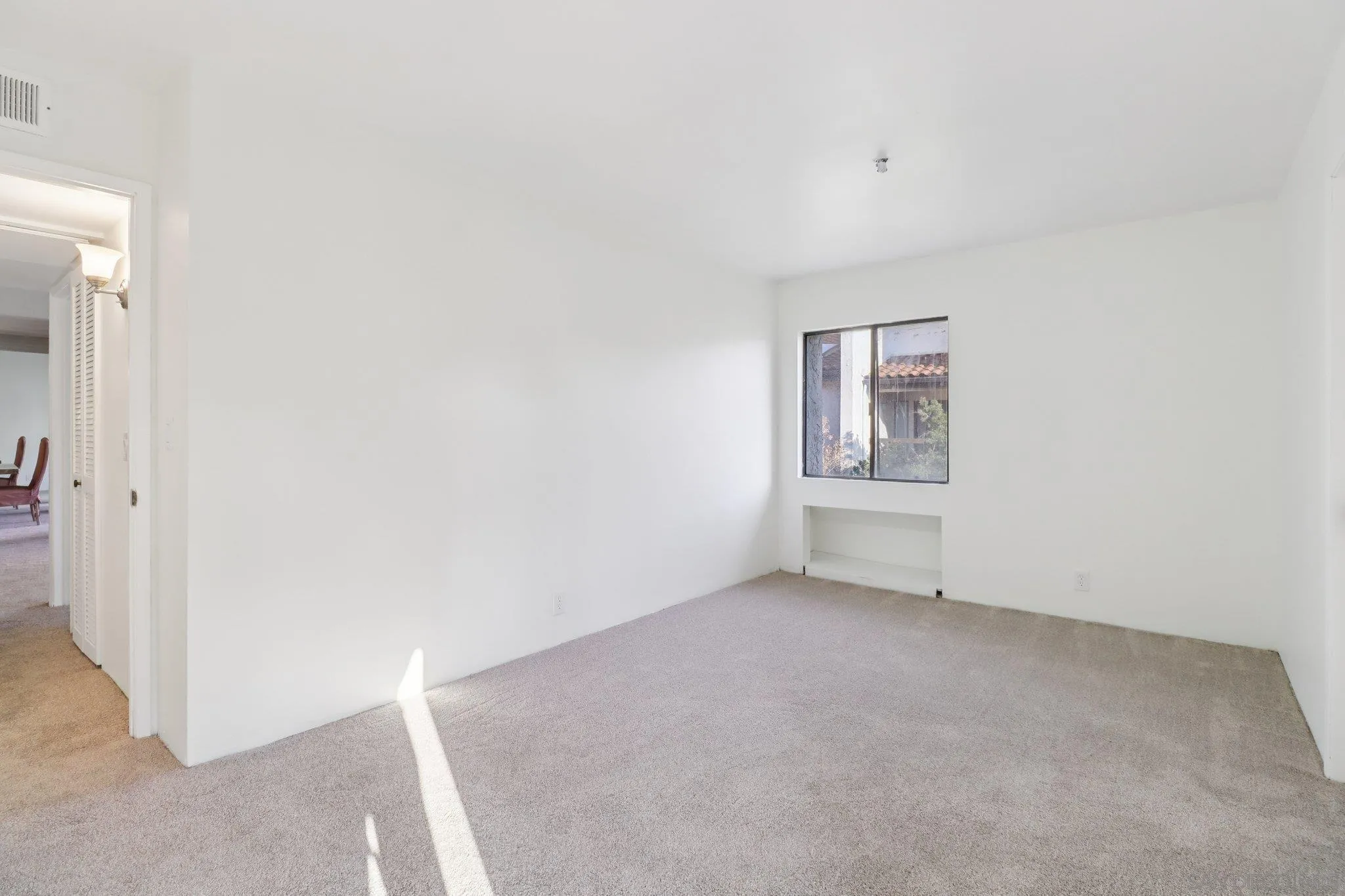 Photo #27: 250037983 Listing: Photo #27