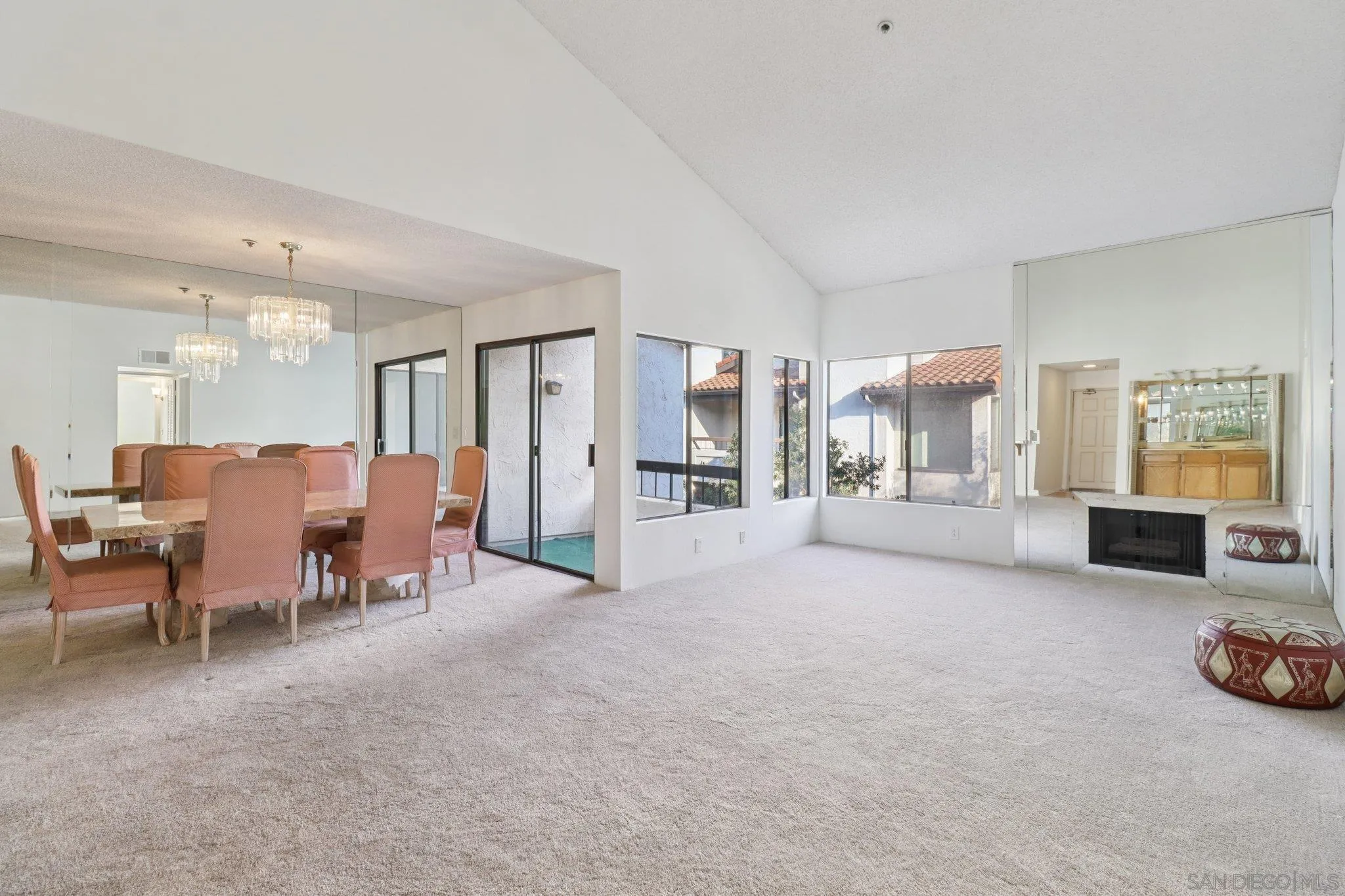 Photo #3: 250037983 Listing 