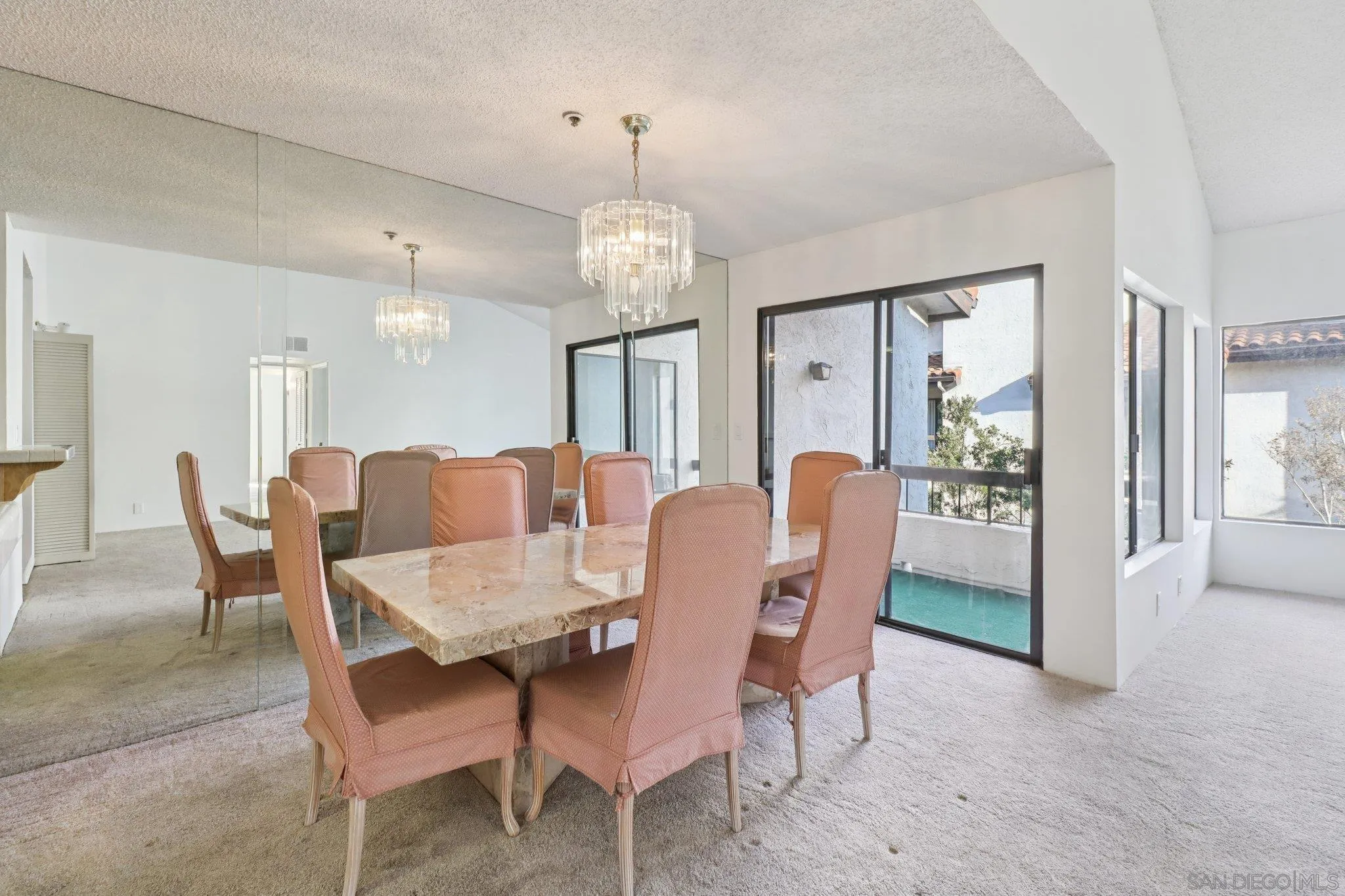 Photo #9: 250037983 Listing: Photo #9