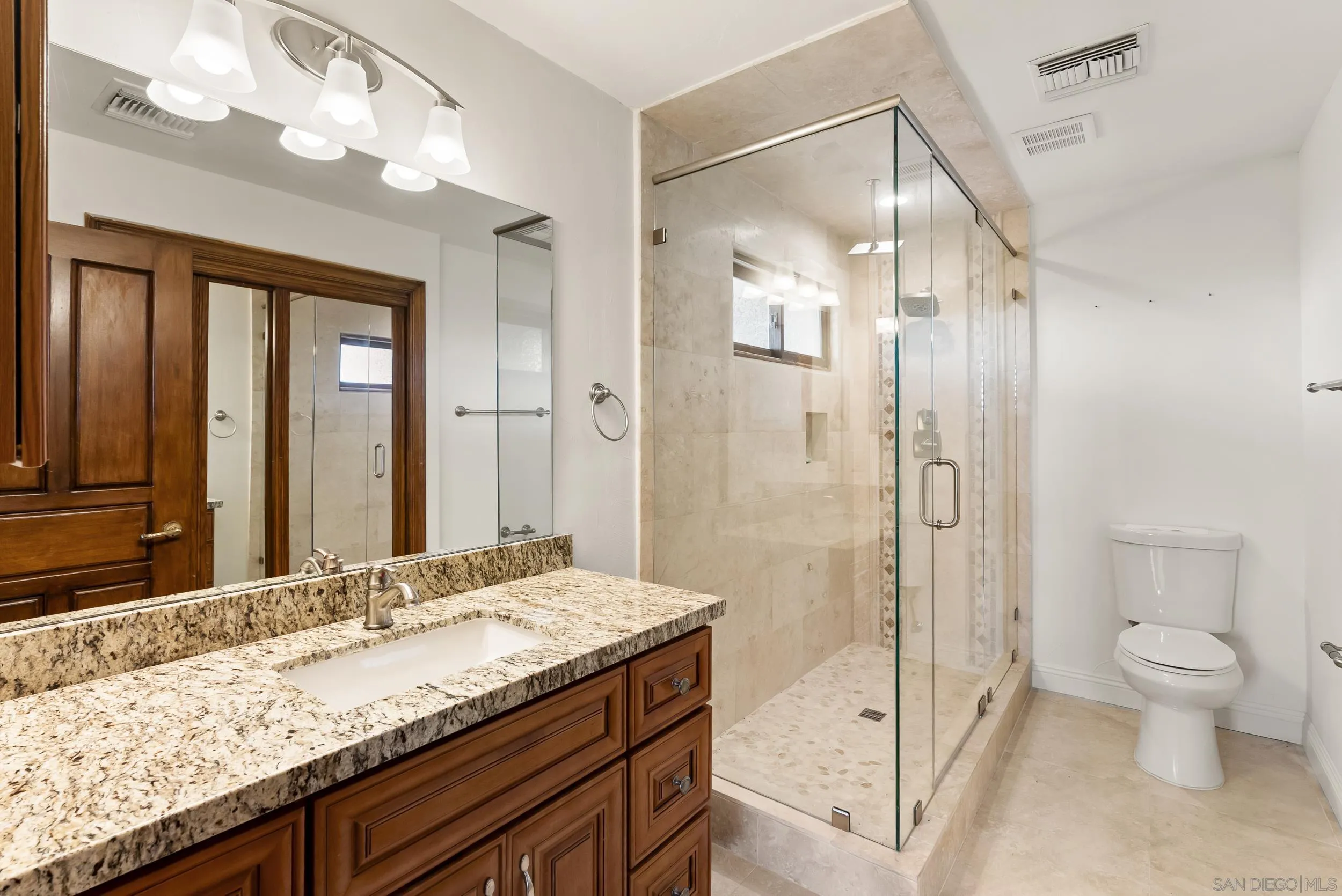 https://cdn.realtyfeed.com/cdn/127/250037988/a4770145ef1ececed7ac1a3b71e9f668.webp