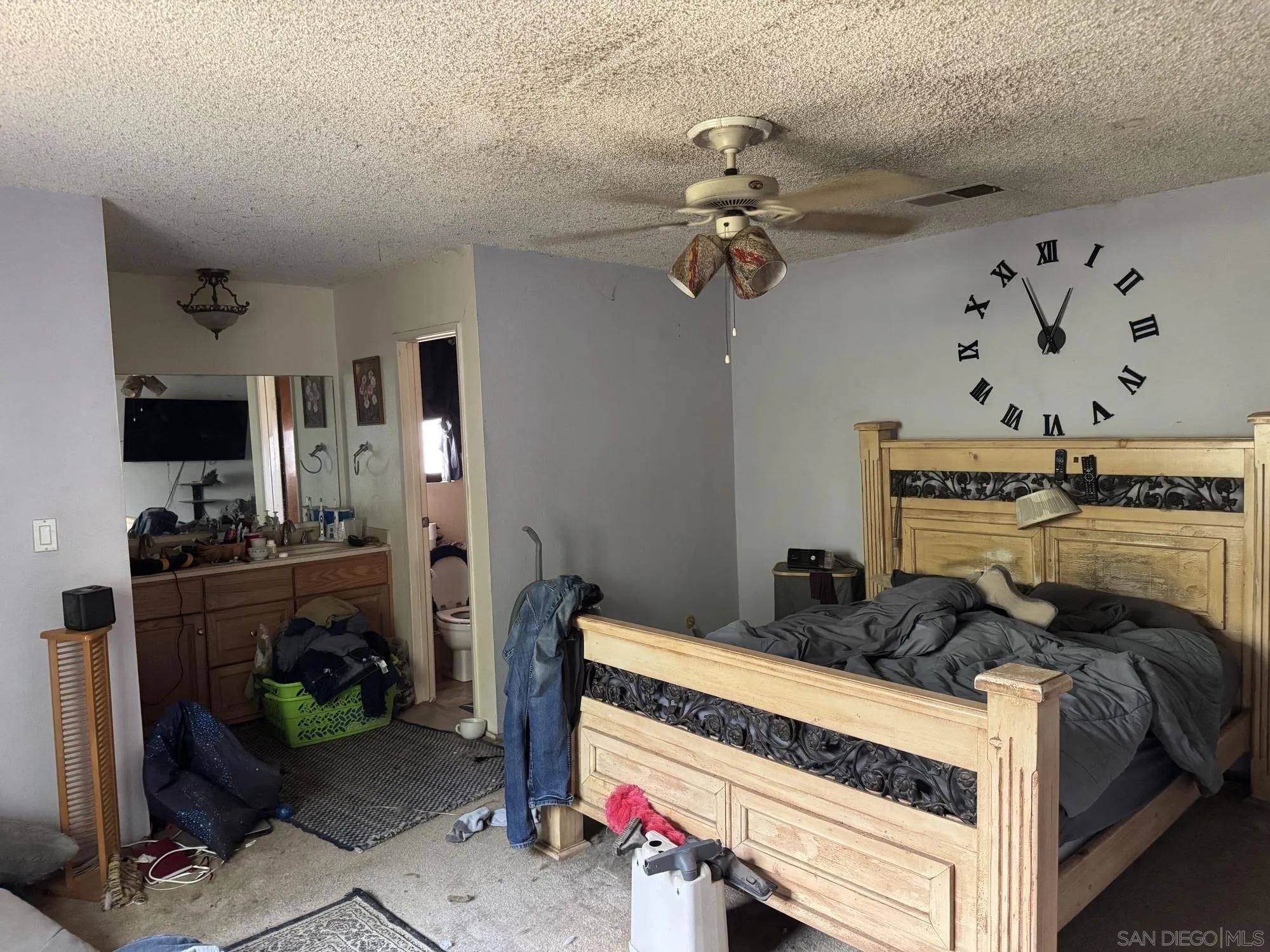 https://cdn.realtyfeed.com/cdn/127/250037991/4cf19023b41e709102f2ef1c4156ad65.webp