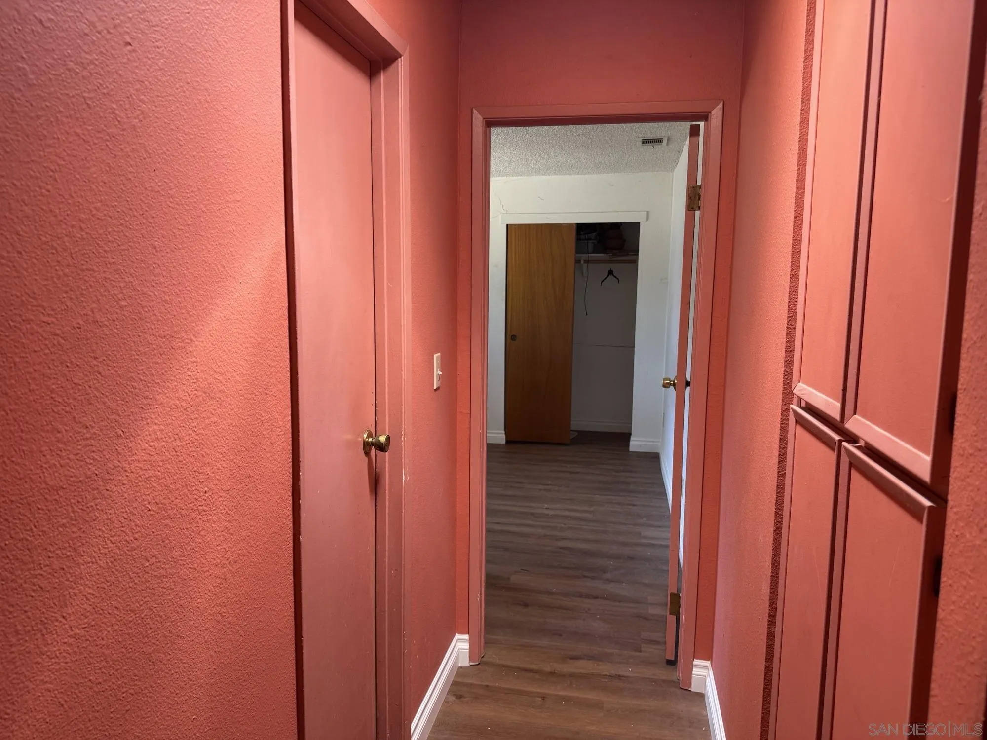 https://cdn.realtyfeed.com/cdn/127/250037991/7459448b3f6650c4ddc0e64f09c75e19.webp