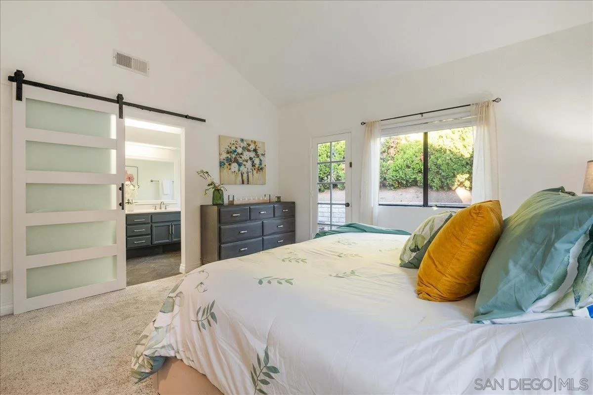 https://cdn.realtyfeed.com/cdn/127/250037992/e255ef74d5bf342afc46d4efeefc29c0.webp