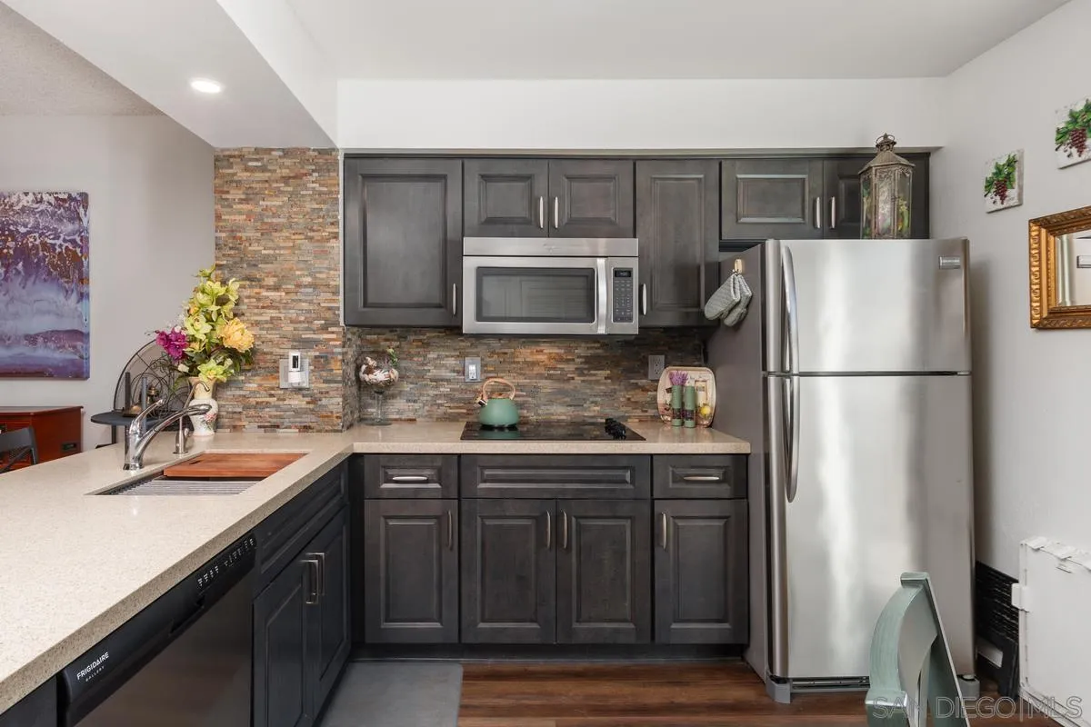 https://cdn.realtyfeed.com/cdn/127/250037993/7ef3f186a2cecda552581af47e88082e.webp