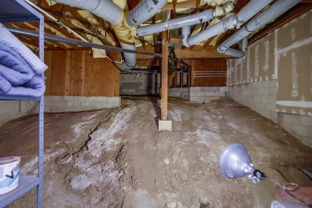 https://cdn.realtyfeed.com/cdn/127/250037994/03a60b1d0bac2cf596a9eedfc0be733f.webp