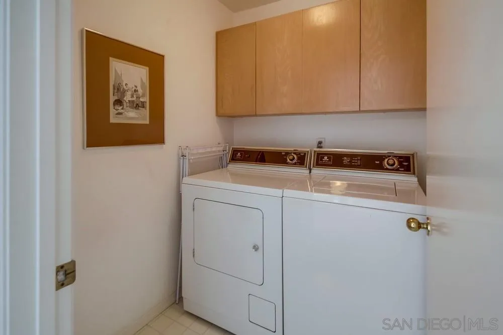 https://cdn.realtyfeed.com/cdn/127/250037994/b50aaebc51ba20cd7a44b9e22cd1b463.webp