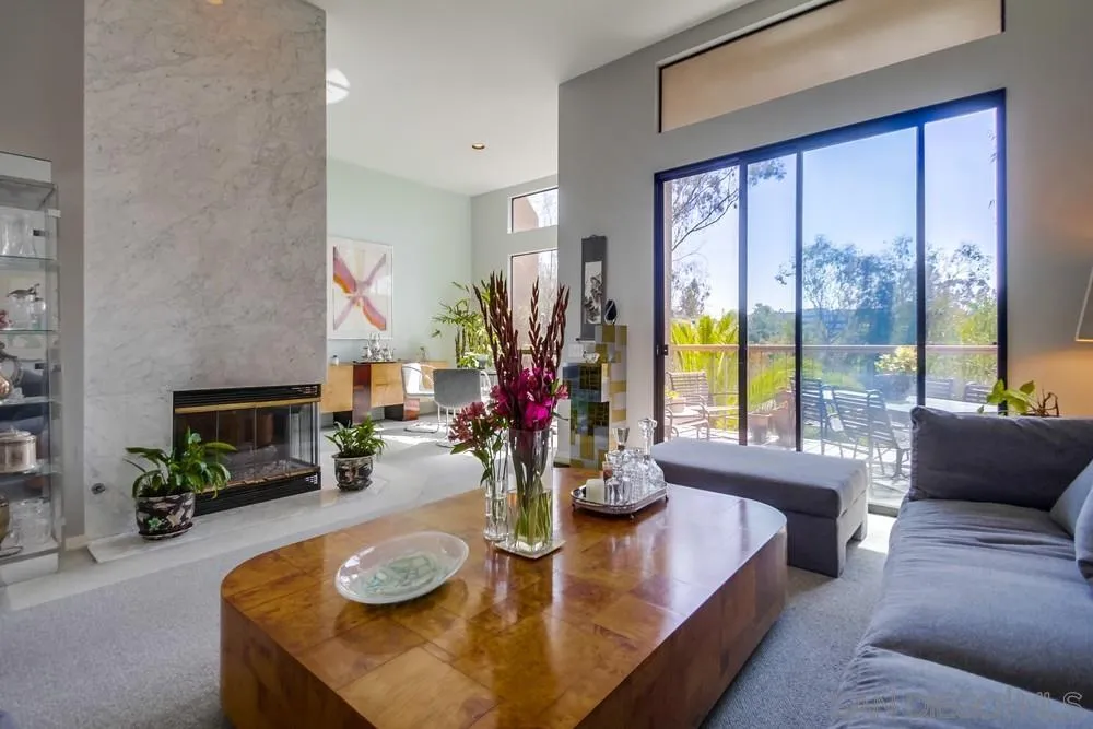 https://cdn.realtyfeed.com/cdn/127/250037994/e27fb3a2ded25295d25e65d2b9f9c0c4.webp