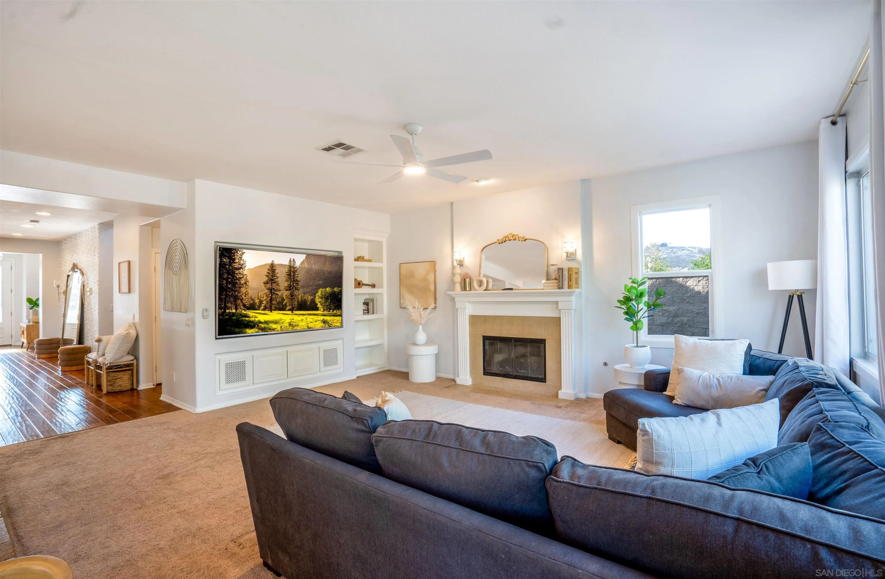 https://cdn.realtyfeed.com/cdn/127/250037996/32fe2f28aef6a84adfd6a457c1e1bff9.webp
