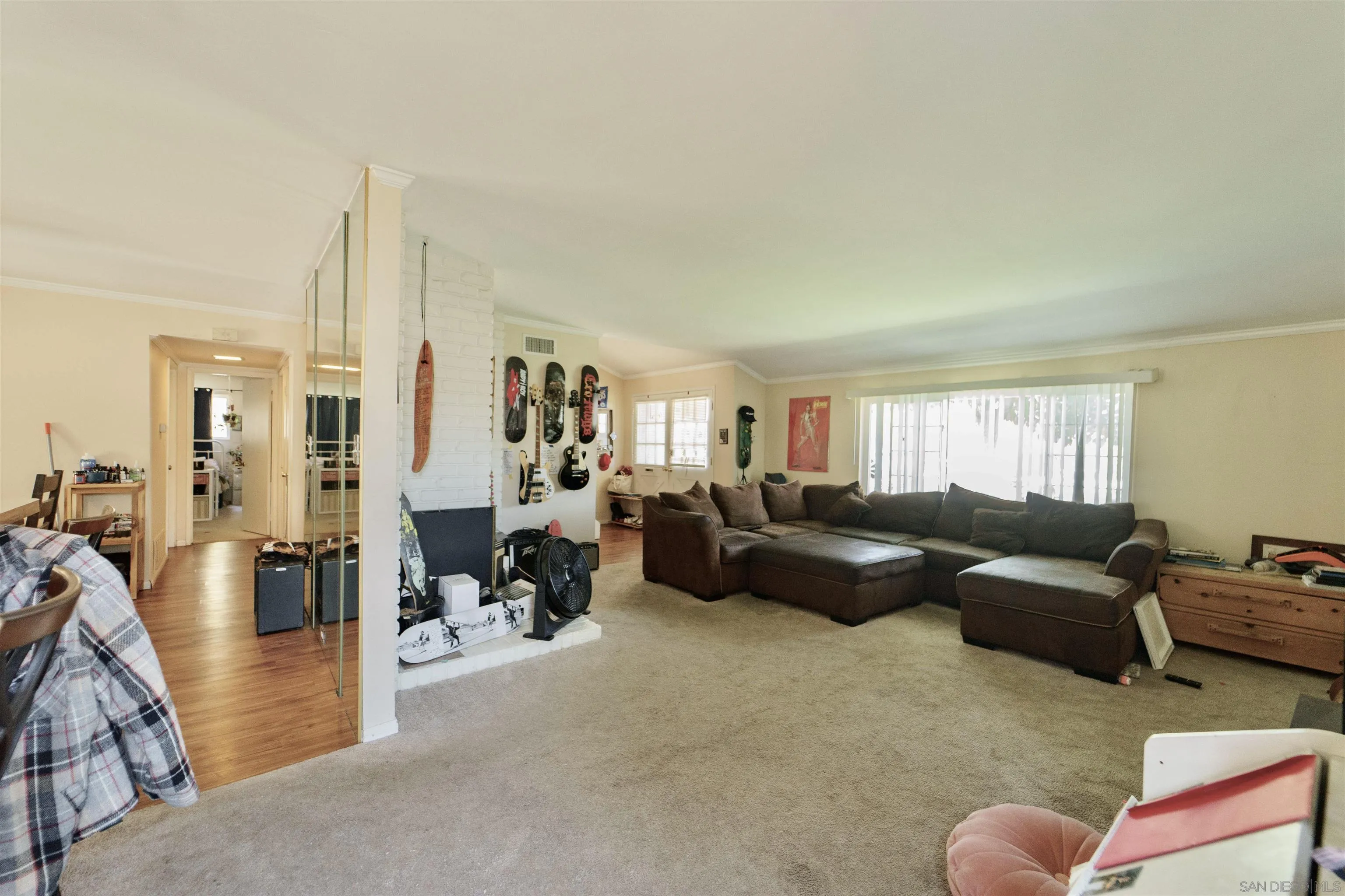 https://cdn.realtyfeed.com/cdn/127/250038000/573746c9de4153fa41333e633d011fea.webp