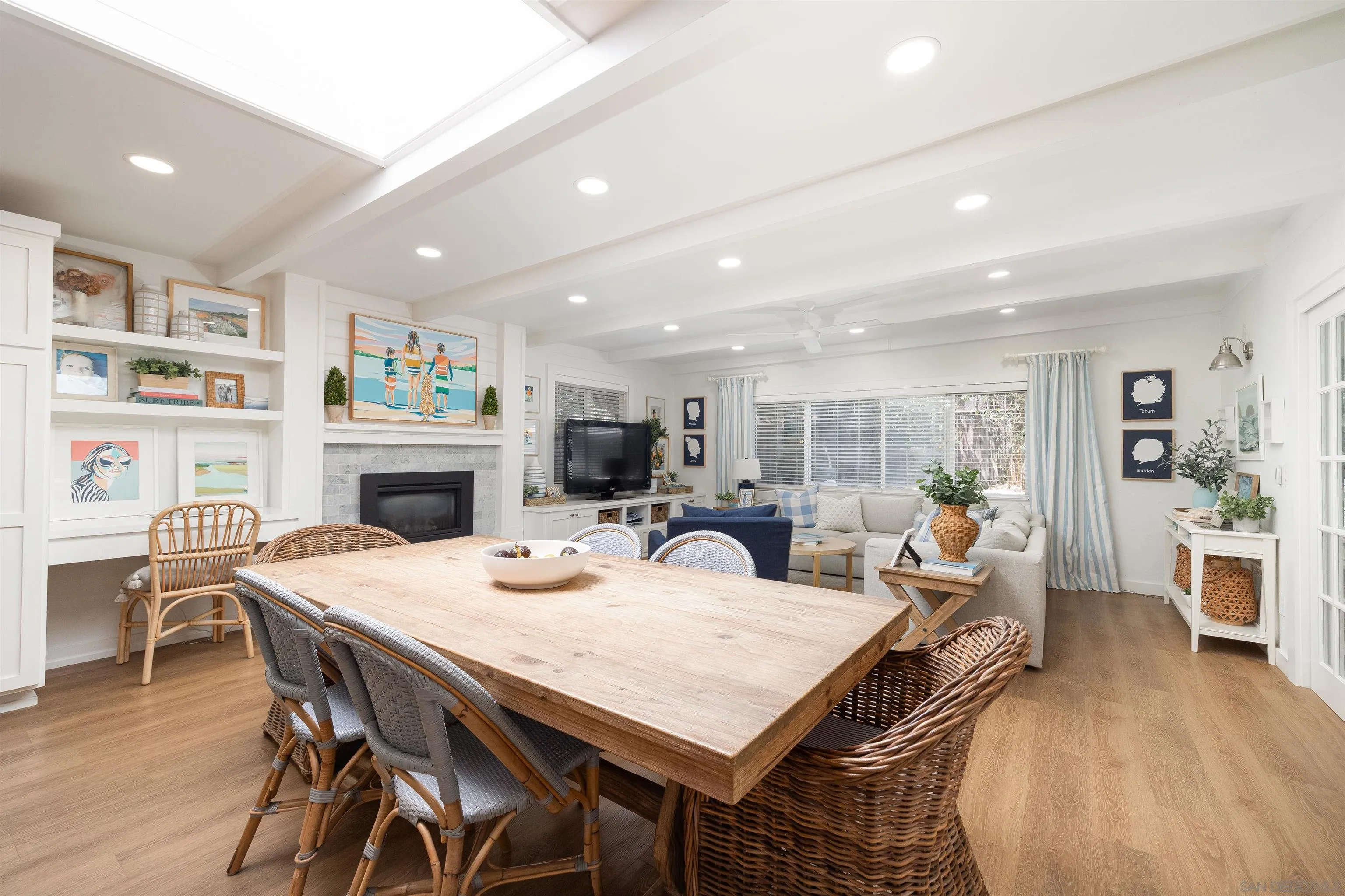 https://cdn.realtyfeed.com/cdn/127/250038008/a40e6624f6e86112516141c8f398a623.webp