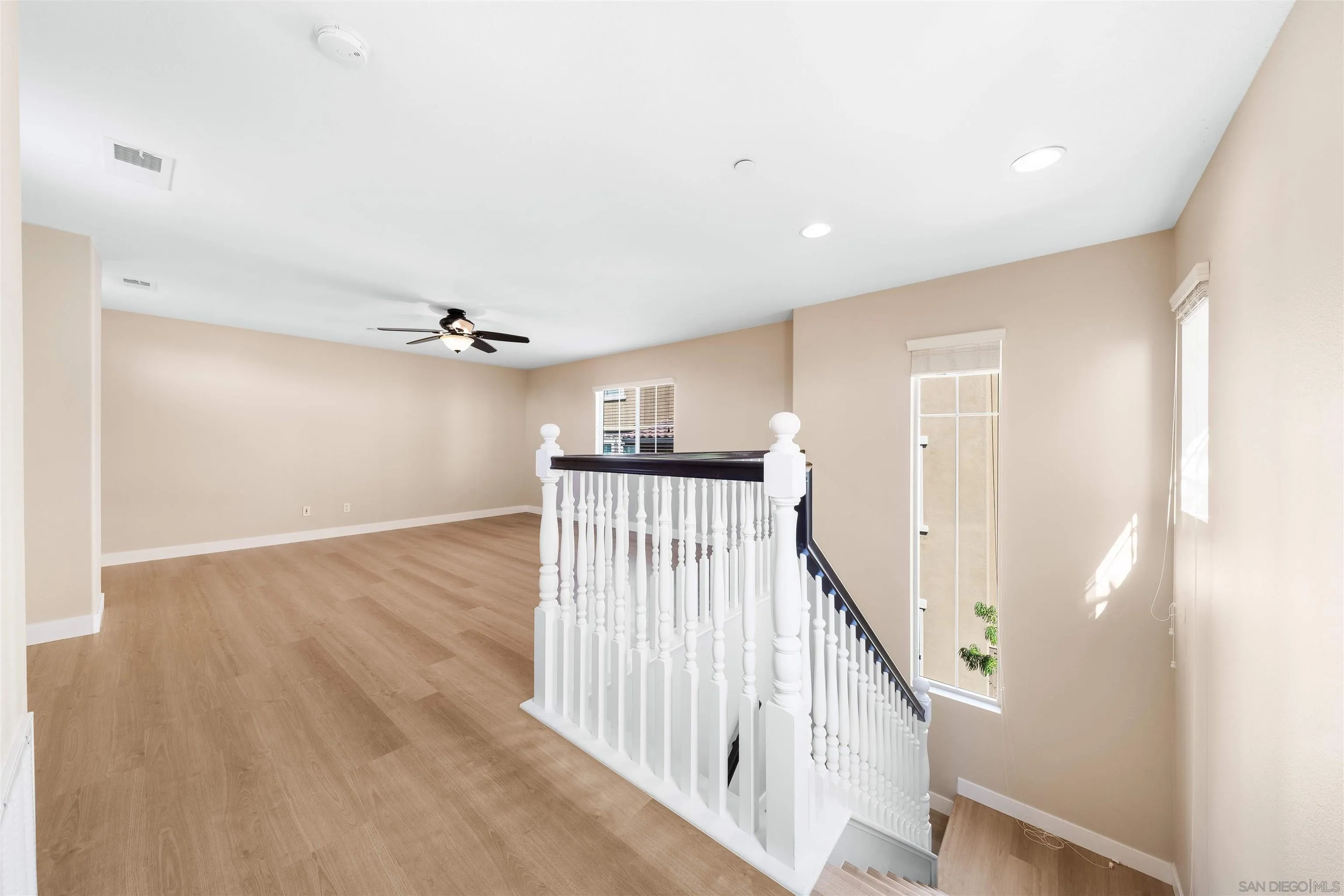 https://cdn.realtyfeed.com/cdn/127/250038012/77059d0c7e24a8630ab7c86b8c15213b.webp