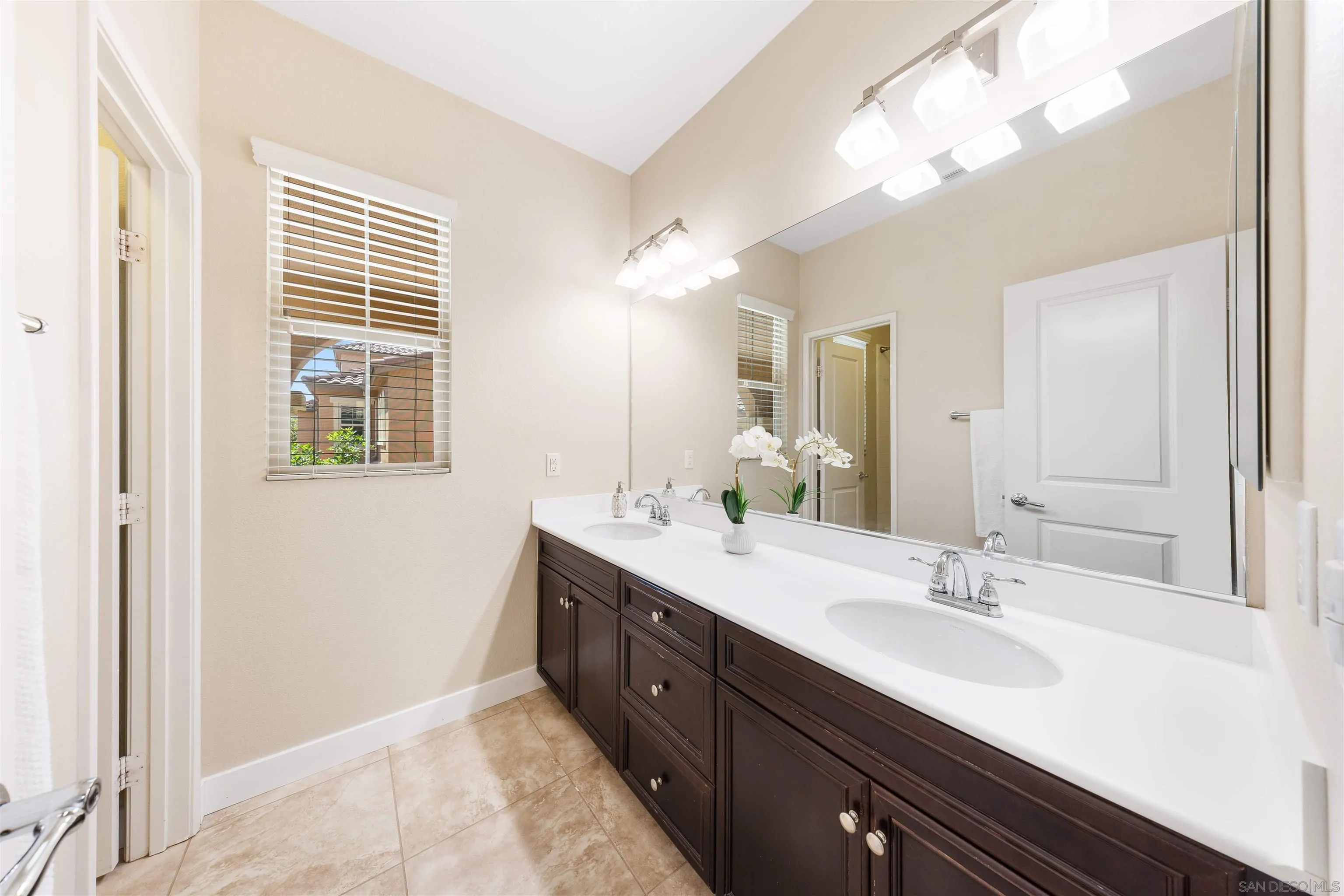 Photo #26: 250038012 Listing: Photo #26