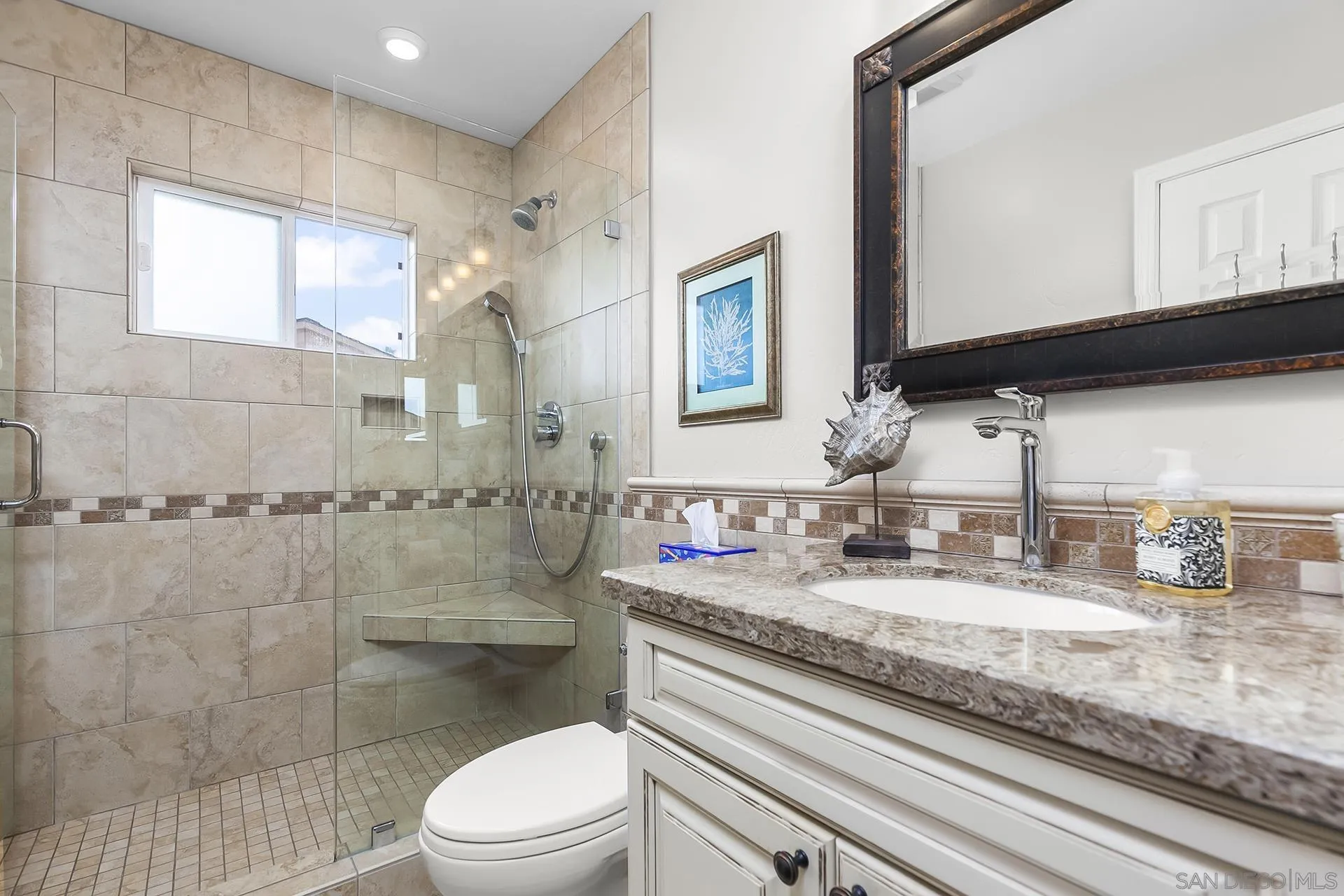 https://cdn.realtyfeed.com/cdn/127/250038013/970510f1b114418e2ed044dfcb299489.webp