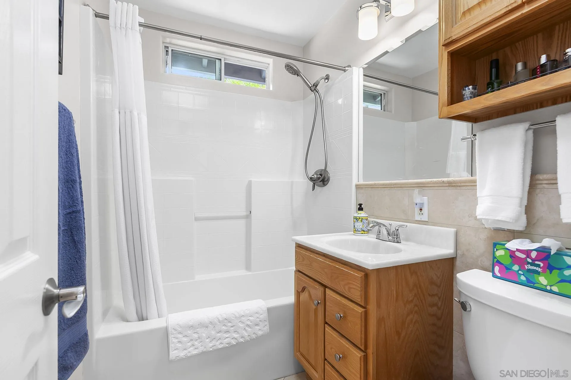 https://cdn.realtyfeed.com/cdn/127/250038013/cf9e8c1bb309f30dc46beaae3ac7aa28.webp