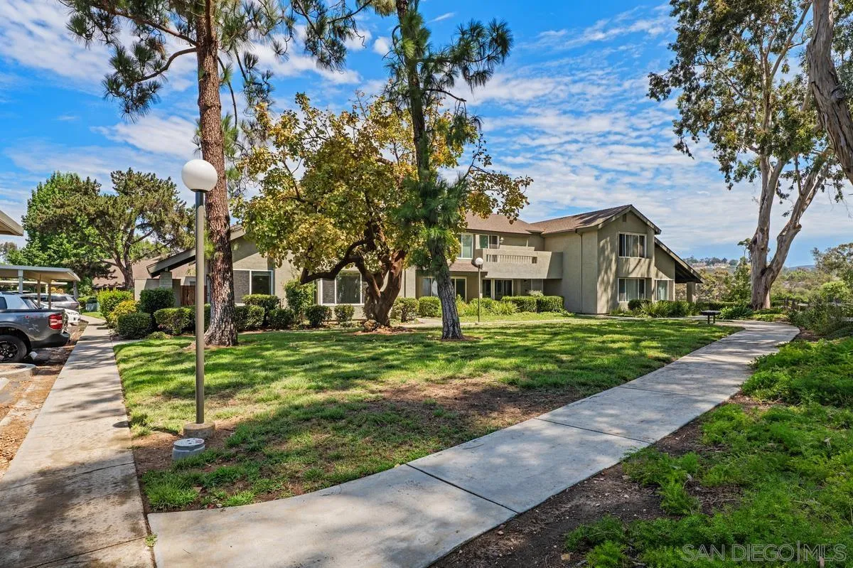 https://cdn.realtyfeed.com/cdn/127/250038015/06d57e52b9854a1365480ac09ac5583b.webp
