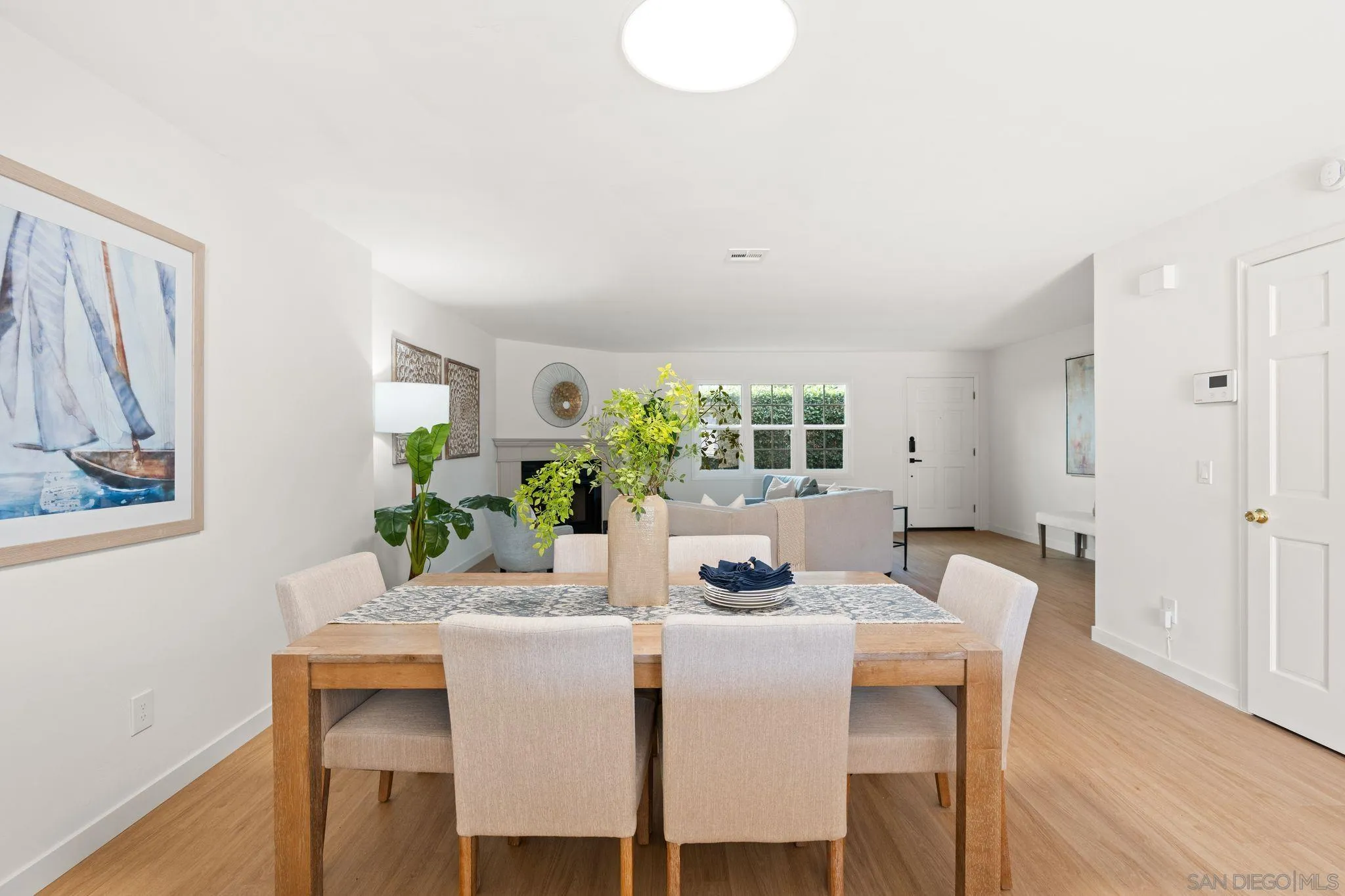 https://cdn.realtyfeed.com/cdn/127/250038023/5027a845e037530cae76e834cbe9cbd3.webp