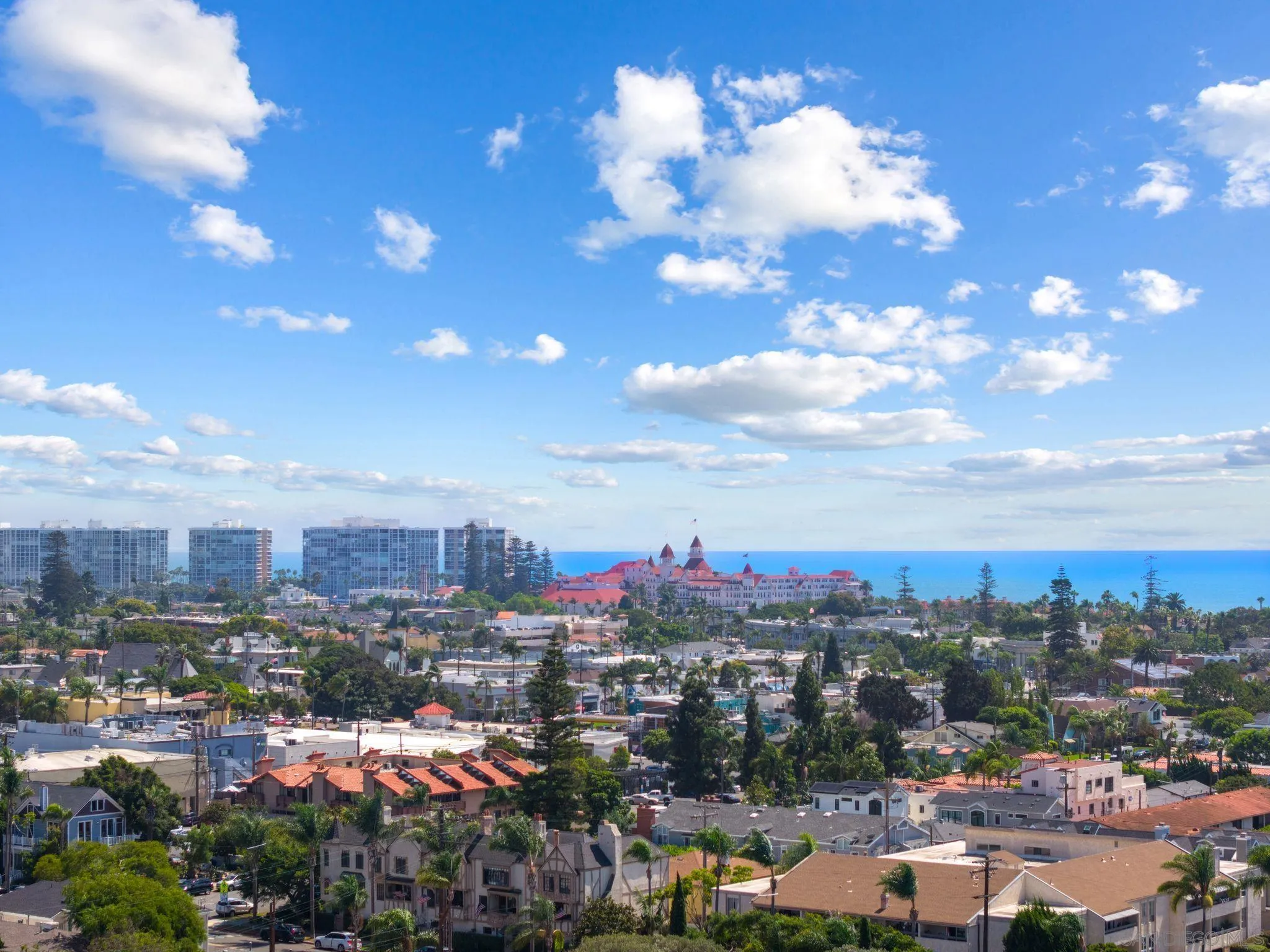 https://cdn.realtyfeed.com/cdn/127/250038023/58f178e4859e3da947232404d1364d69.webp