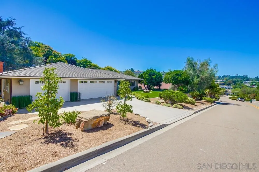 https://cdn.realtyfeed.com/cdn/127/250038024/80c27a0f4ec4cb1a4525c80d3e199d1c.webp