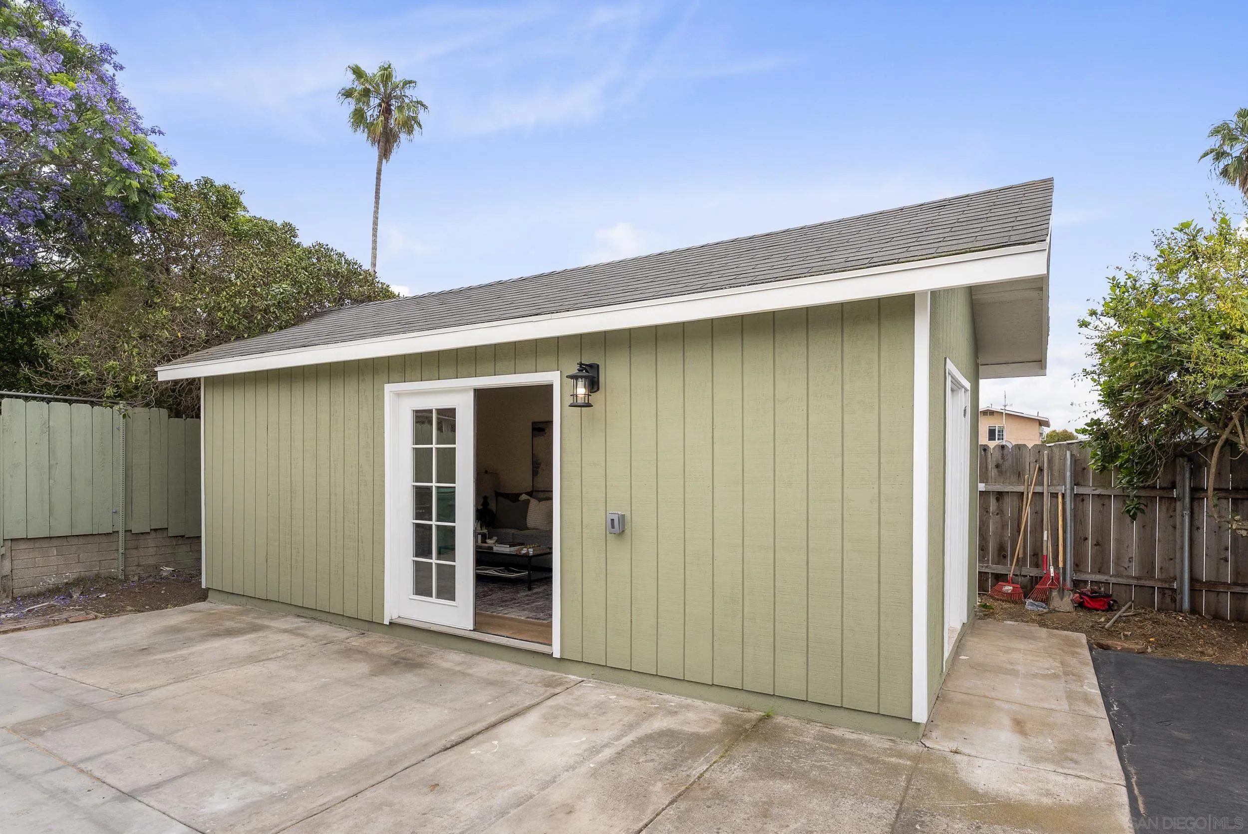 https://cdn.realtyfeed.com/cdn/127/250038028/5865d2d550f3cb496597fdccfd3736d3.webp