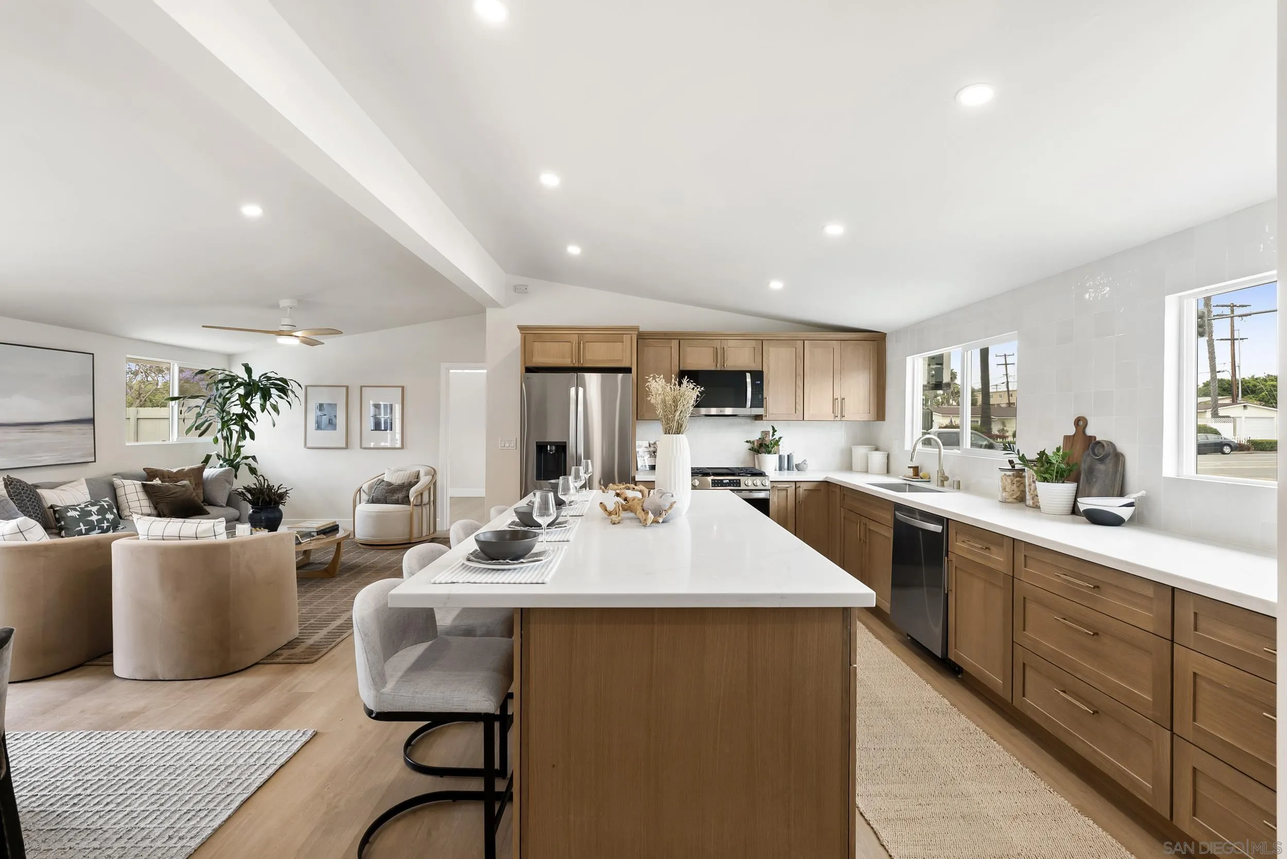 https://cdn.realtyfeed.com/cdn/127/250038028/93995561528a7d25a7612a5bb4279292.webp