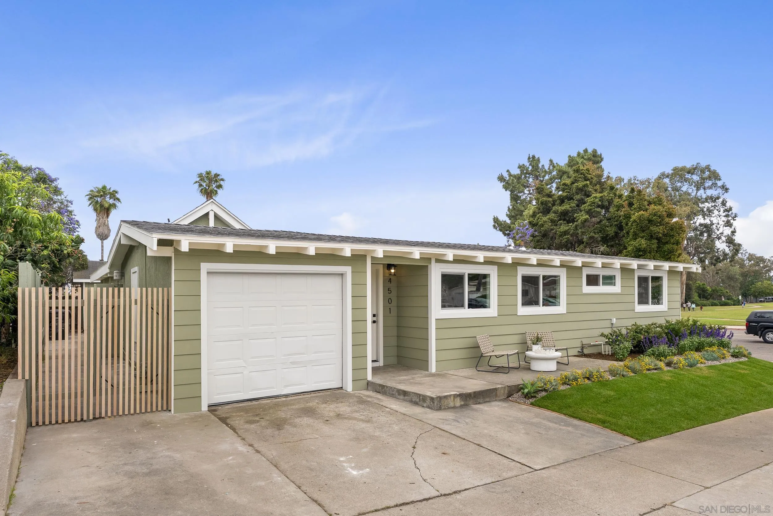 https://cdn.realtyfeed.com/cdn/127/250038028/9c97dc75758da6c5da4cb3f2fd57c11d.webp