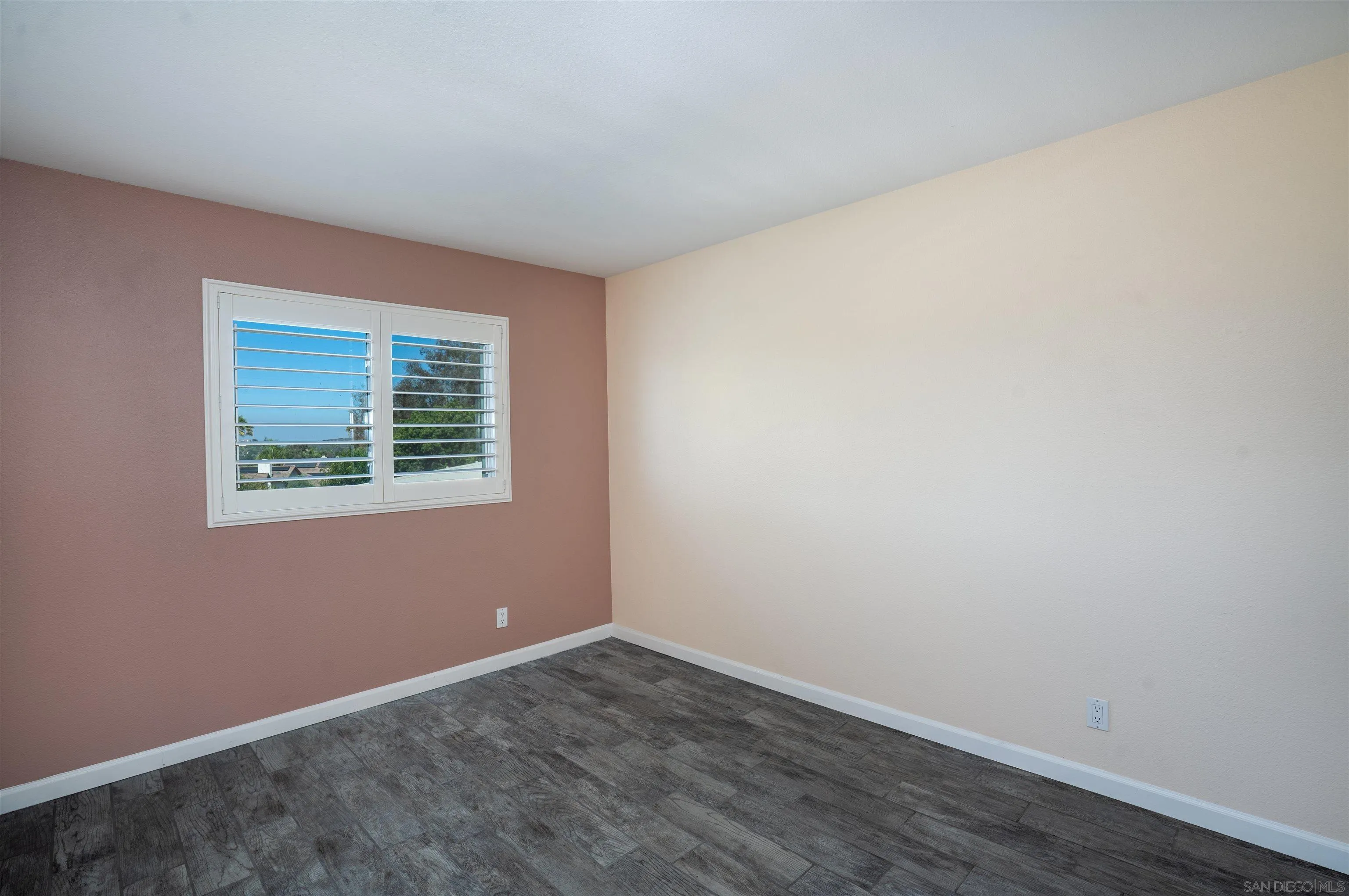 https://cdn.realtyfeed.com/cdn/127/250038029/6ec7a0f8b43e774e721ef2a8427e8fe8.webp
