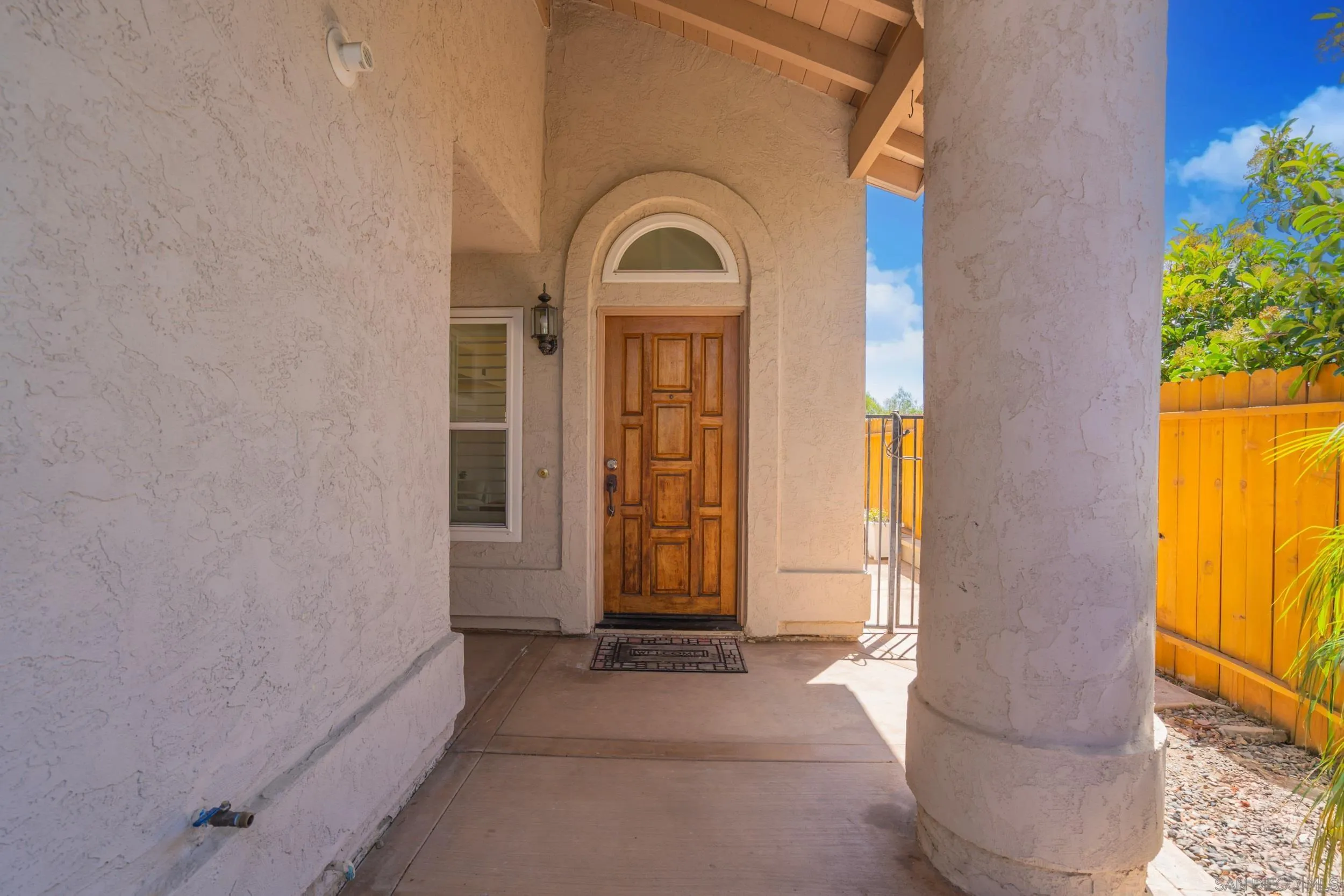 https://cdn.realtyfeed.com/cdn/127/250038029/c8db7dfa11306cba4a9a212ffdb4cc95.webp