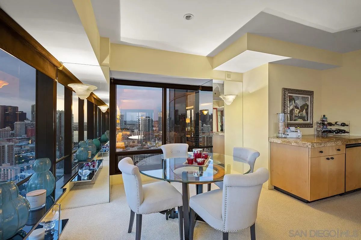 https://cdn.realtyfeed.com/cdn/127/250038031/a758f39d0d1b8ce1e4f99f7778409042.webp