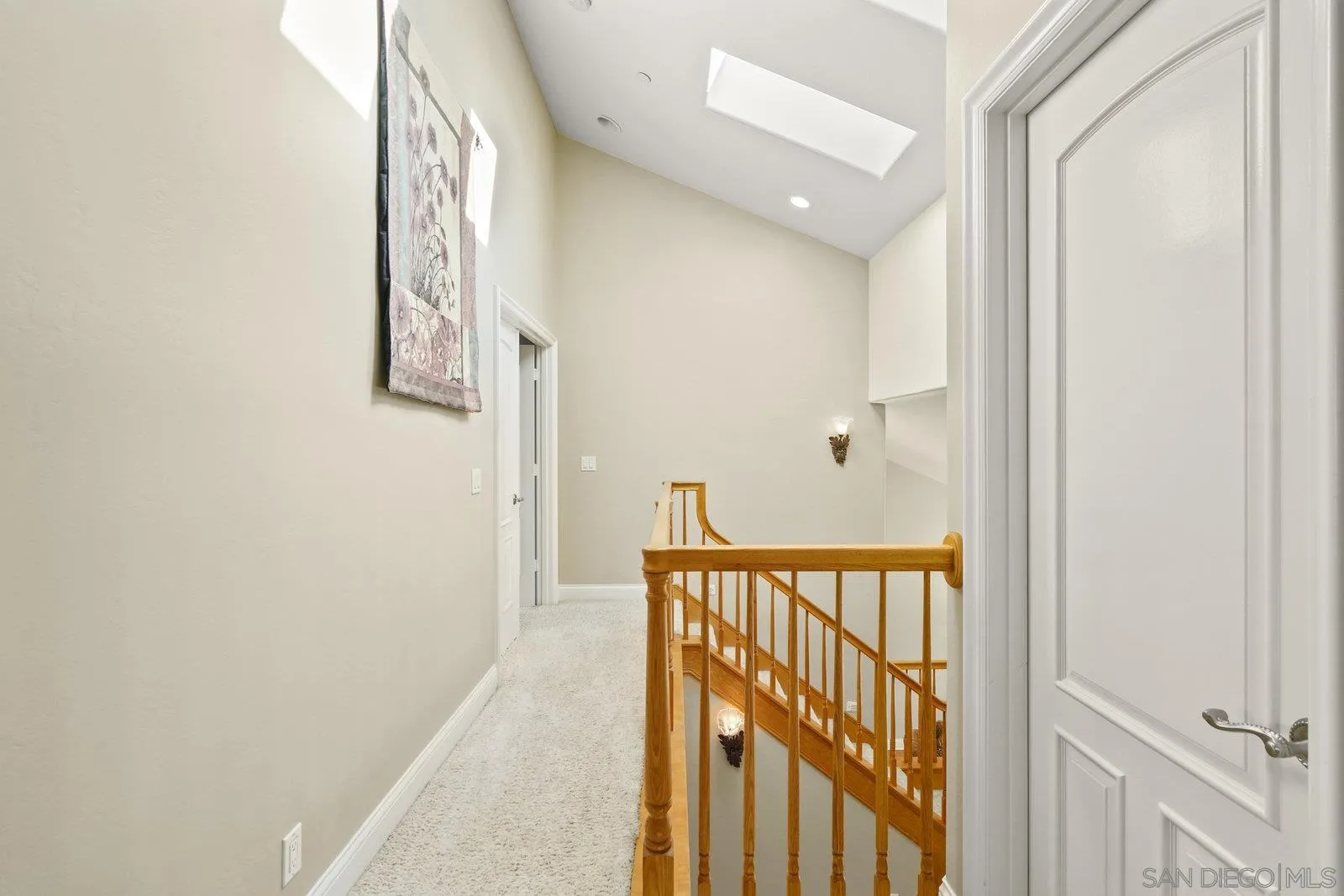 https://cdn.realtyfeed.com/cdn/127/250038032/05d80b8d99ed5bcf6fd6f6922e18a9dc.webp