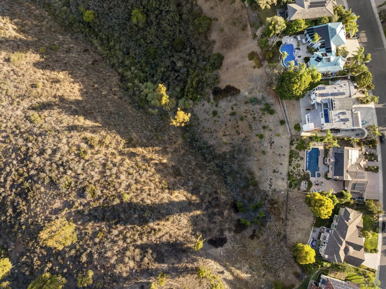https://cdn.realtyfeed.com/cdn/127/250038032/60f5d6319cba5c8dff4013cb4712da8e.webp