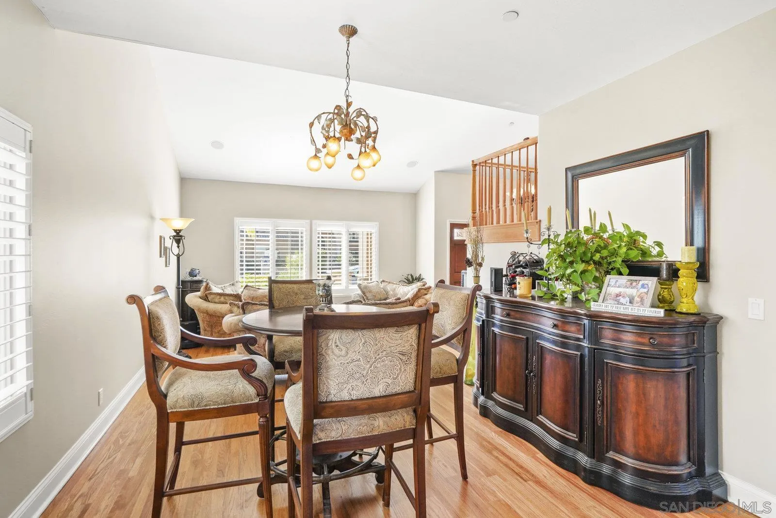 https://cdn.realtyfeed.com/cdn/127/250038032/6dd33ce9afd396ca895b38eaf3385940.webp