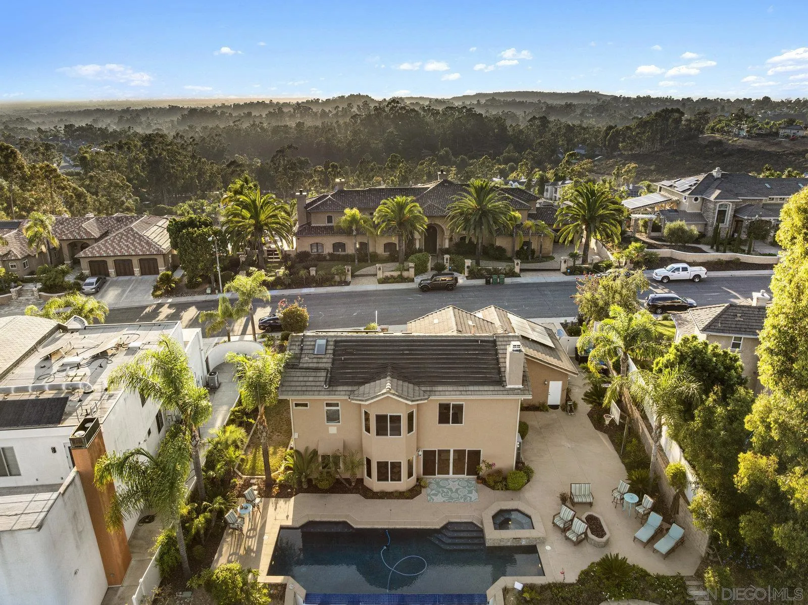 https://cdn.realtyfeed.com/cdn/127/250038032/8ceef01a3a68657edb7728689a206355.webp