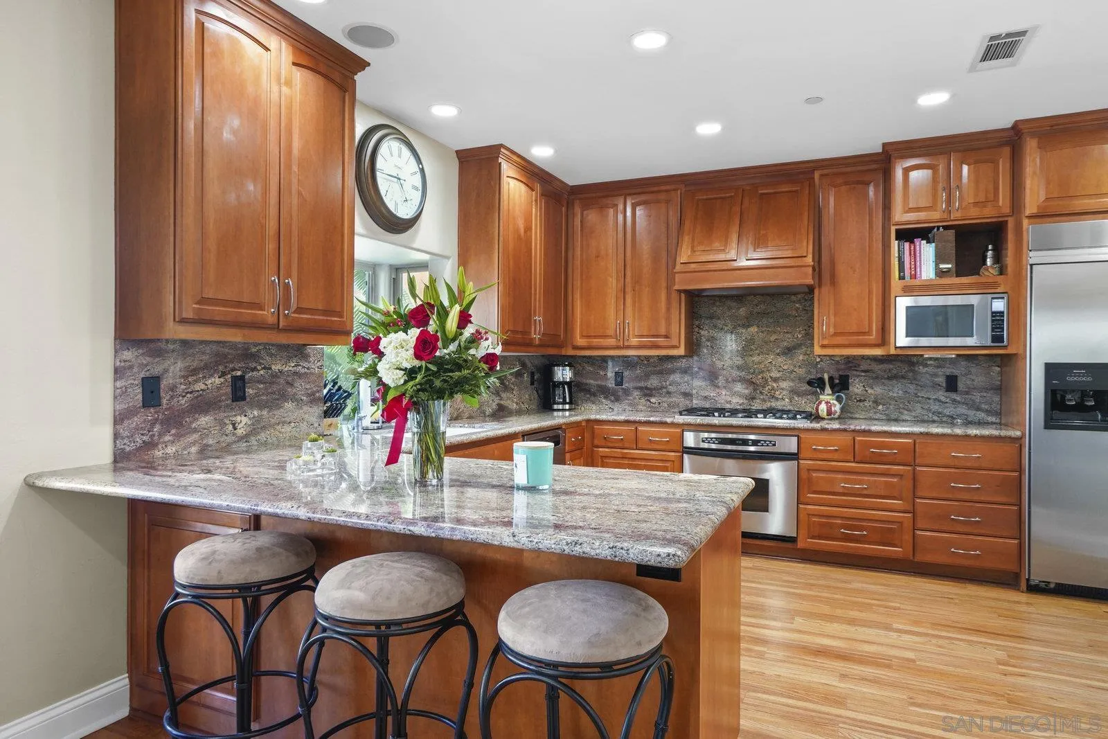 https://cdn.realtyfeed.com/cdn/127/250038032/e7d0975e03dd85912705809fb5847a42.webp