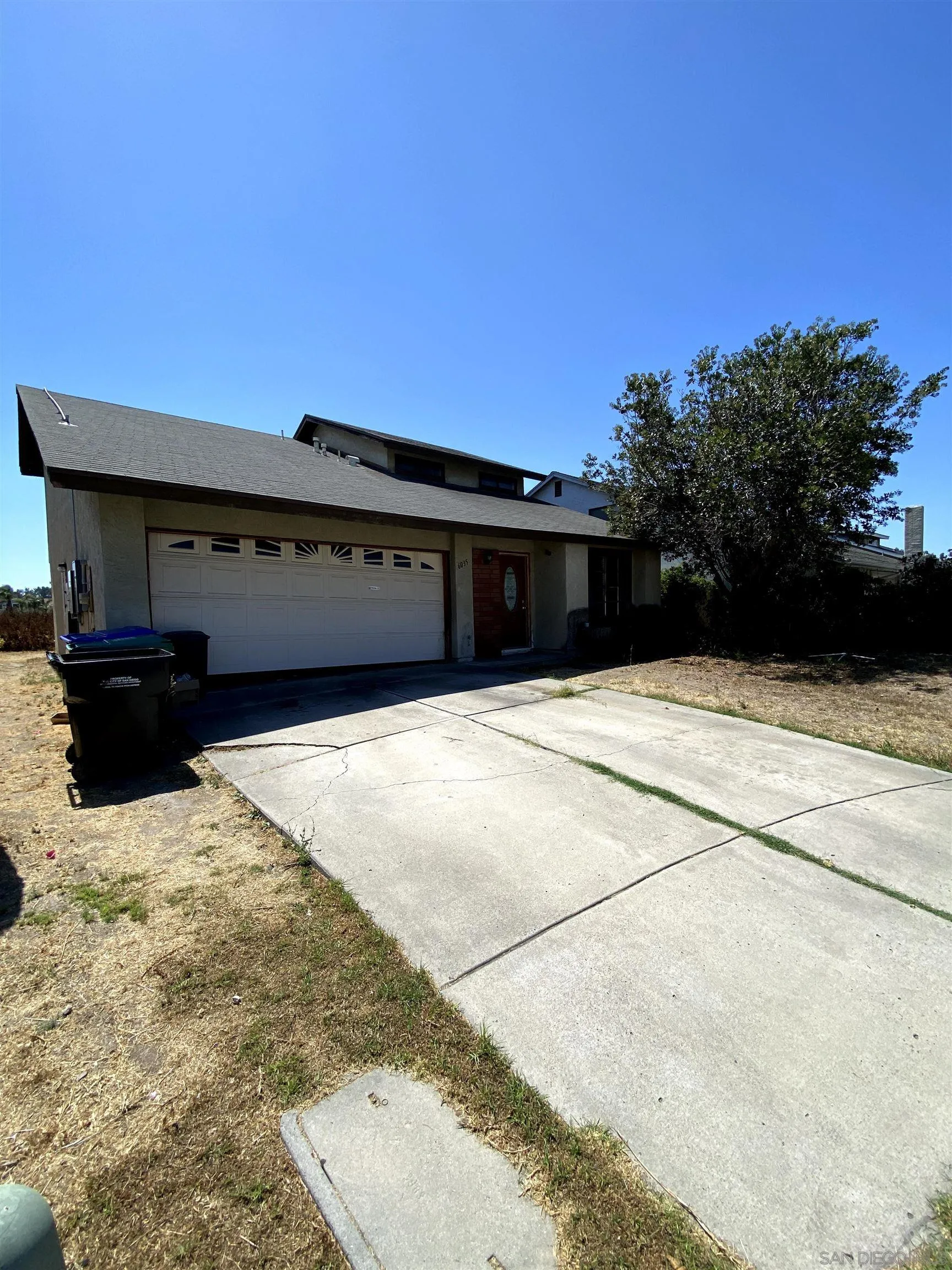 https://cdn.realtyfeed.com/cdn/127/250038035/87acb36d4b843639040bc78163396973.webp