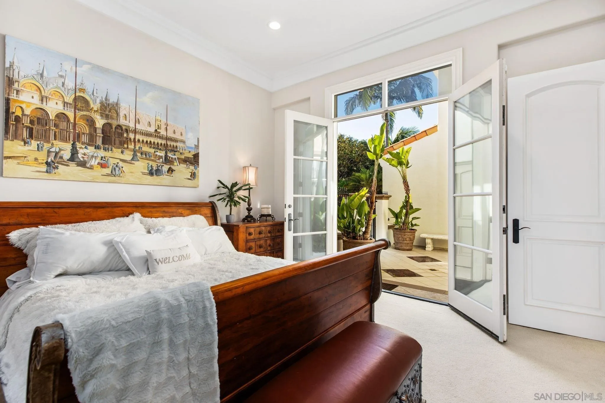 https://cdn.realtyfeed.com/cdn/127/250038036/c0ca143f84f9c99bae419b86070f5a28.webp