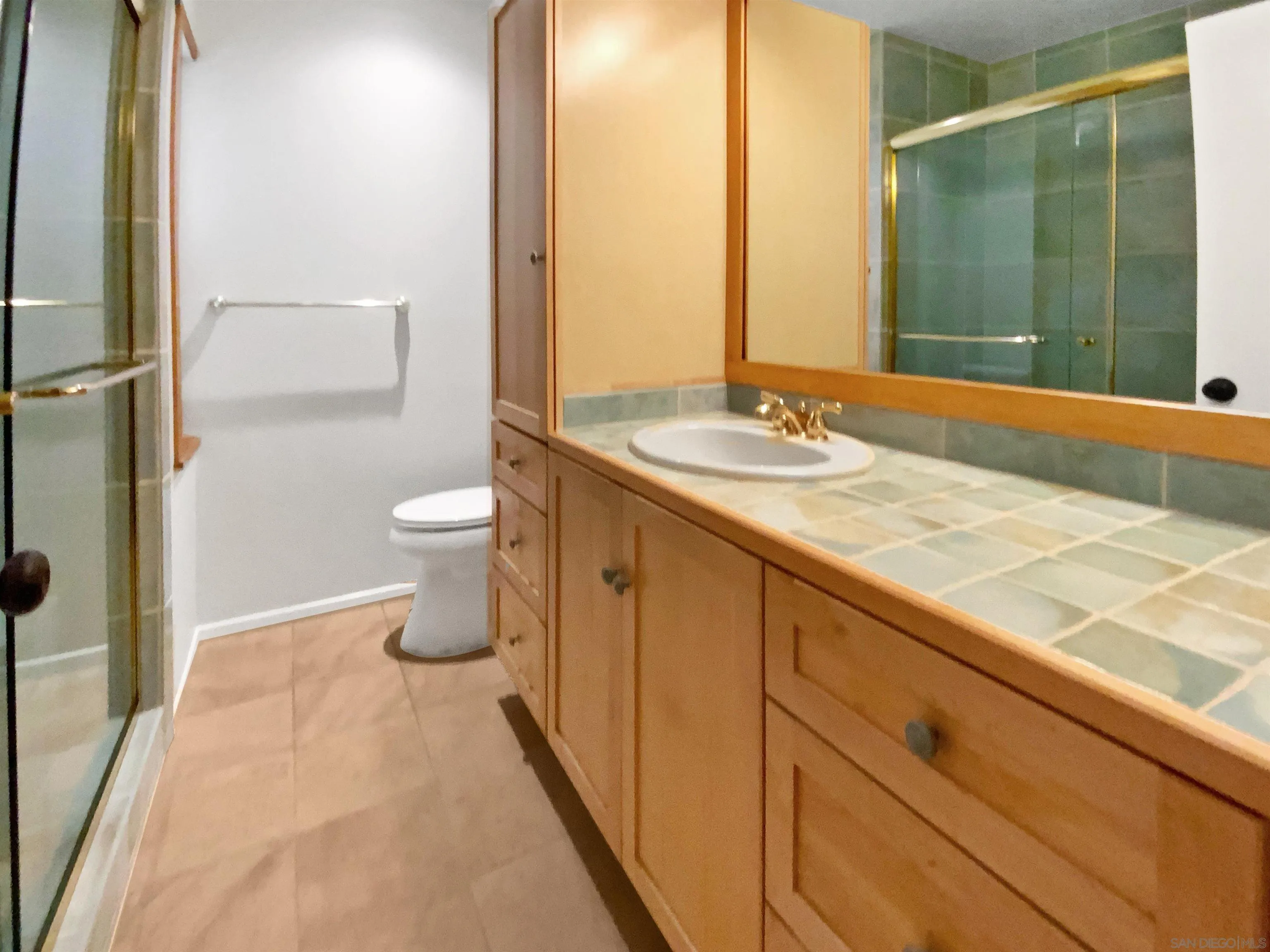 https://cdn.realtyfeed.com/cdn/127/250038038/cce2a3c1e08a69beb0e1fc9a495fb060.webp