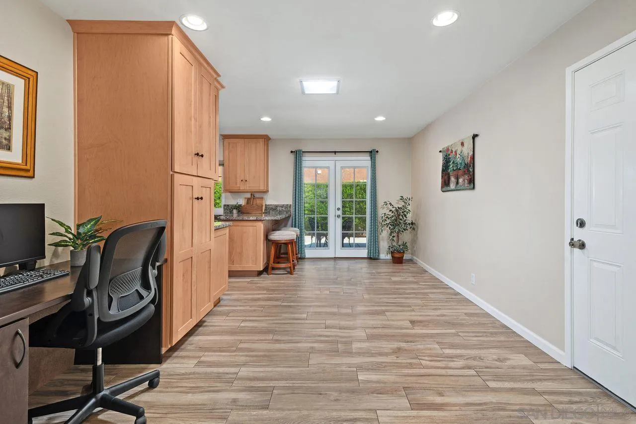 https://cdn.realtyfeed.com/cdn/127/250038041/00df960646d40761d91e844aa0a4352b.webp
