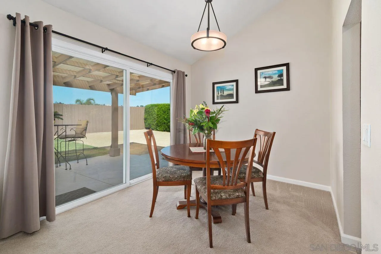 https://cdn.realtyfeed.com/cdn/127/250038041/154f737cea8231fa40bc0342327d015a.webp
