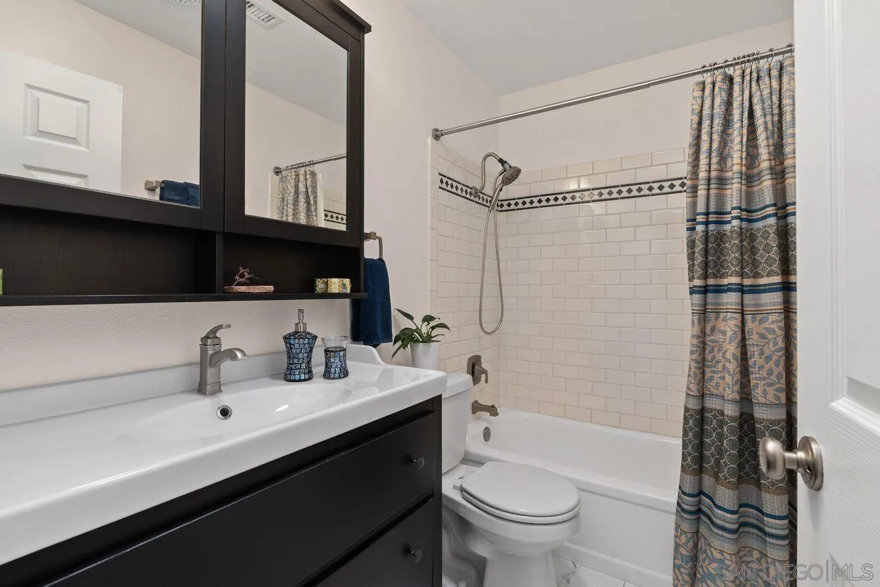 https://cdn.realtyfeed.com/cdn/127/250038041/187f5d7325306ff1ee006a0c69f96db3.webp