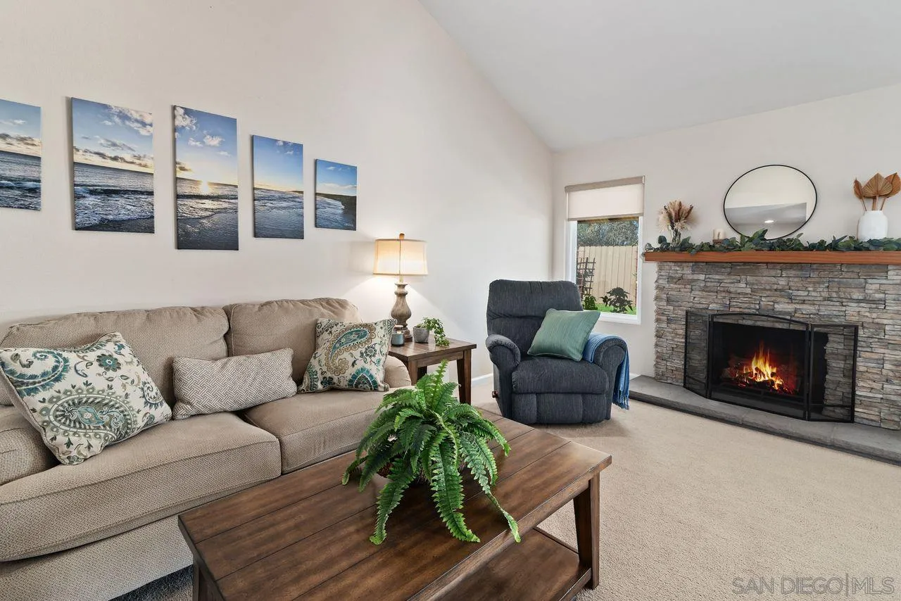 https://cdn.realtyfeed.com/cdn/127/250038041/38063fc6f6021d16f4dd8a3c2e7a7a91.webp