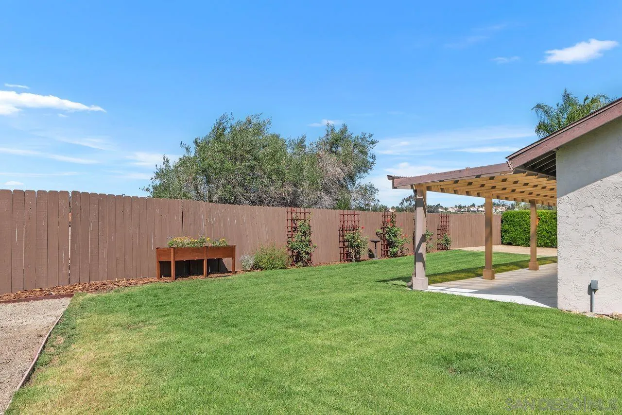 https://cdn.realtyfeed.com/cdn/127/250038041/422fd5028313d5e4c70ed5766a33f62a.webp