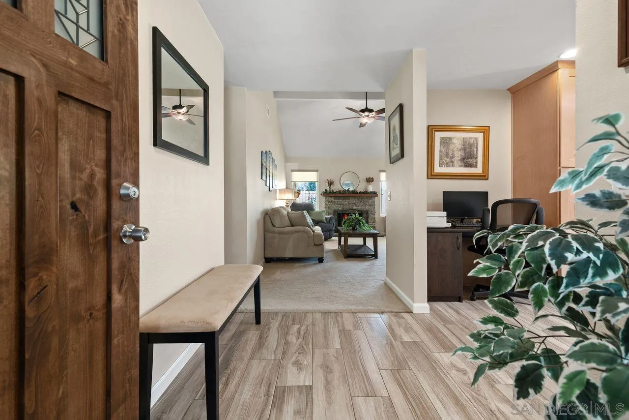 https://cdn.realtyfeed.com/cdn/127/250038041/92b7237169b8909e7da8944dda5d1d60.webp